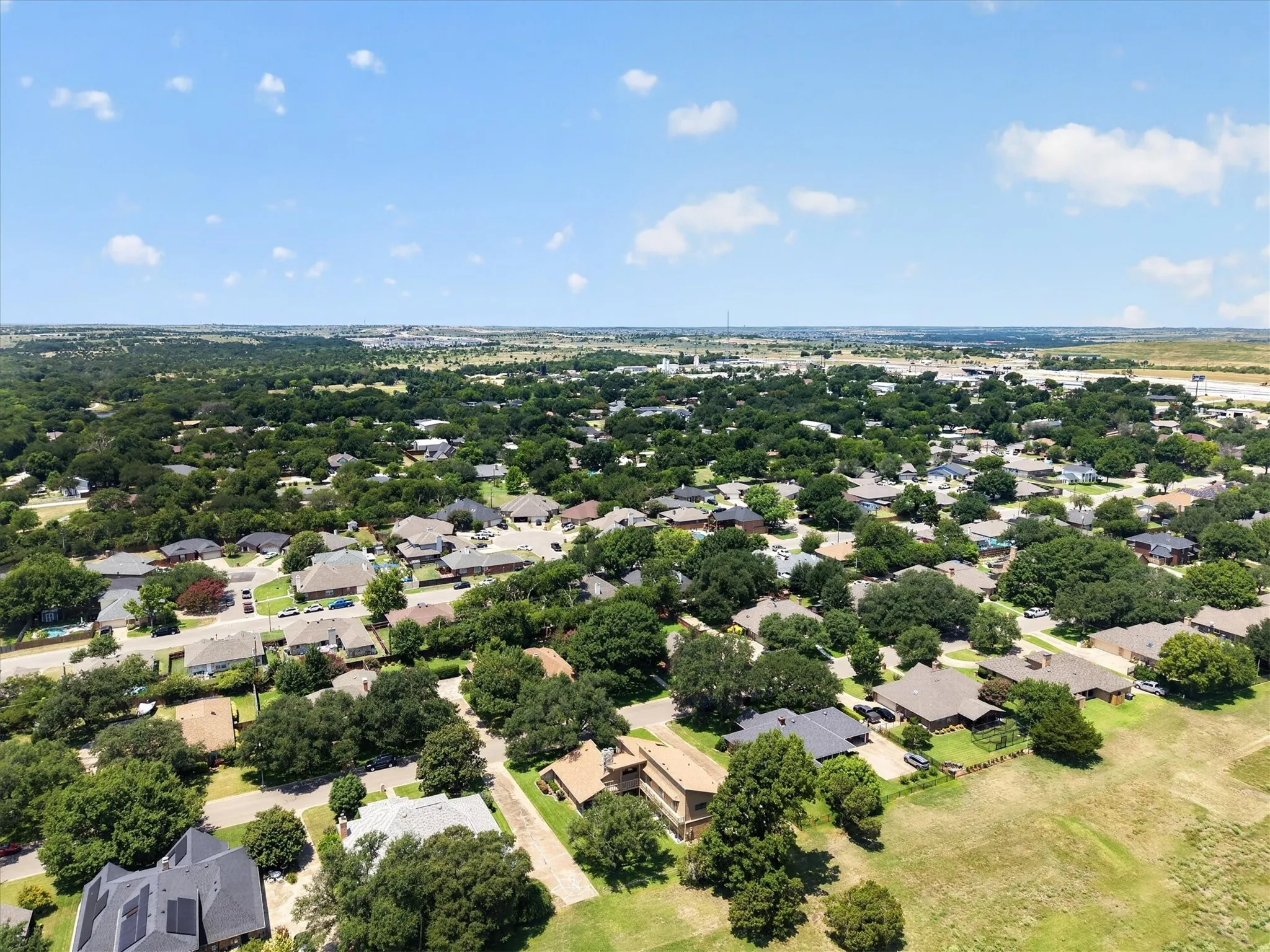 Mature neighborhood with mature trees and greenbelt!