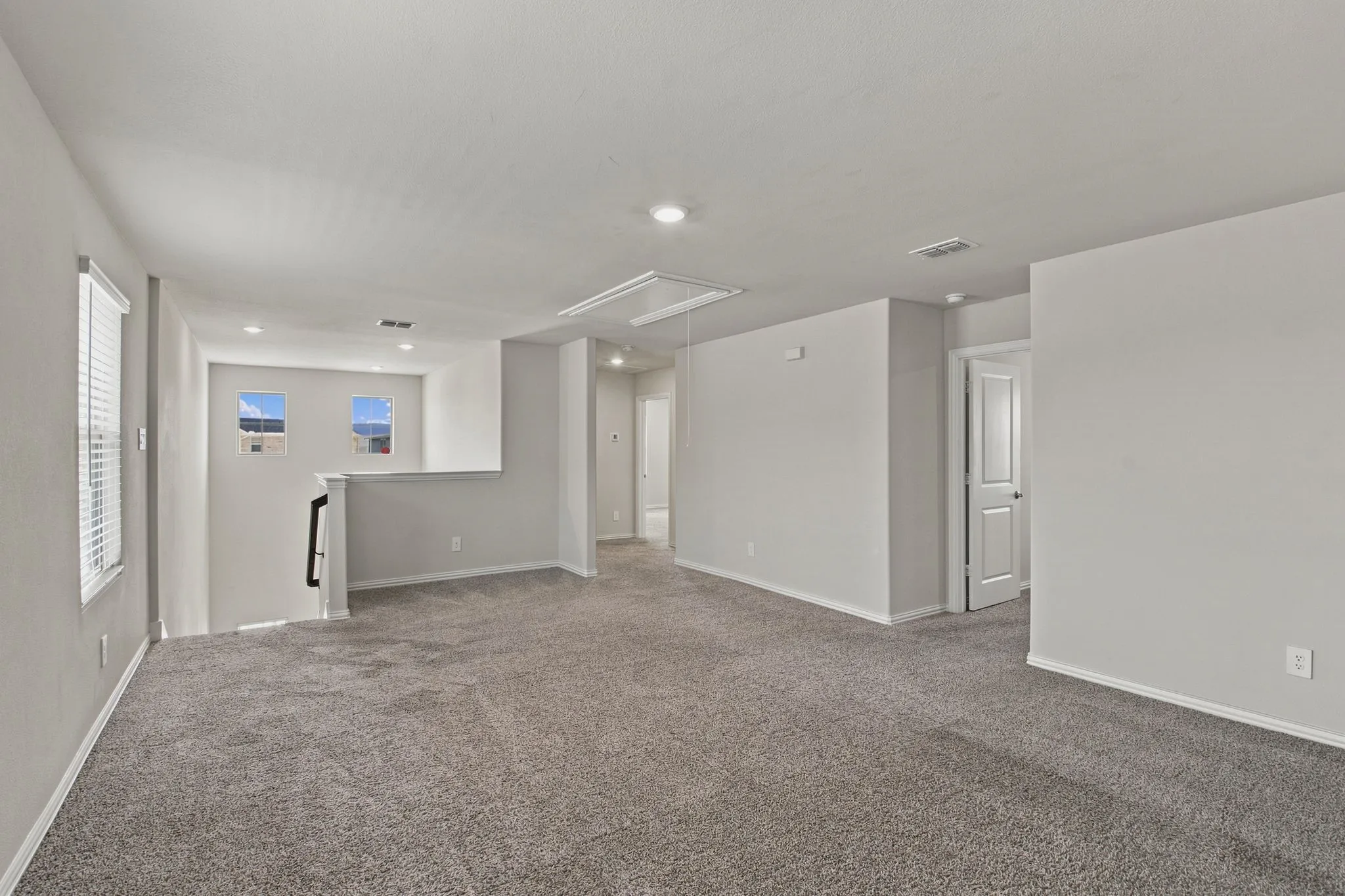 Single Family Residence For Rent in Collin County , 810 Honeydew Lane, Princeton, Texas 75071, 4 Bedroom, 3 Bathroom, 2 Garage spaces, 2,337 Sqft, built in 2024, mls#21348409, Real Estate Agent in Princeton, Homes For Rent in Collin county, Homes For Rent in Princeton, Realtor in Princeton Texas, Real Estate Brokerage Independent Realty Texas, Luminita Cordes Realtor
