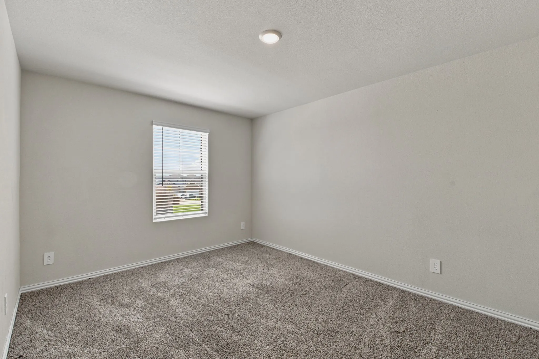 Single Family Residence For Rent in Collin County , 810 Honeydew Lane, Princeton, Texas 75071, 4 Bedroom, 3 Bathroom, 2 Garage spaces, 2,337 Sqft, built in 2024, mls#21348409, Real Estate Agent in Princeton, Homes For Rent in Collin county, Homes For Rent in Princeton, Realtor in Princeton Texas, Real Estate Brokerage Independent Realty Texas, Luminita Cordes Realtor