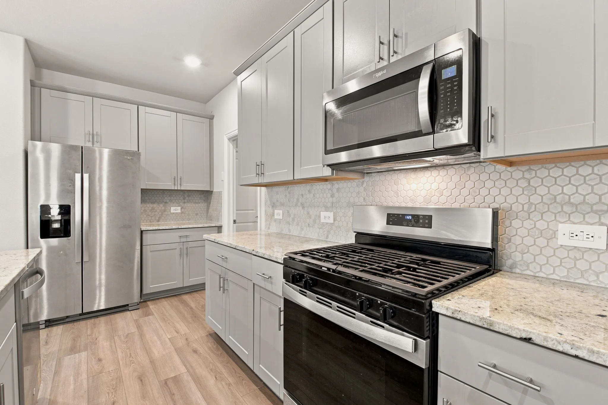 Single Family Residence For Rent in Collin County , 810 Honeydew Lane, Princeton, Texas 75071, 4 Bedroom, 3 Bathroom, 2 Garage spaces, 2,337 Sqft, built in 2024, mls#21348409, Real Estate Agent in Princeton, Homes For Rent in Collin county, Homes For Rent in Princeton, Realtor in Princeton Texas, Real Estate Brokerage Independent Realty Texas, Luminita Cordes Realtor