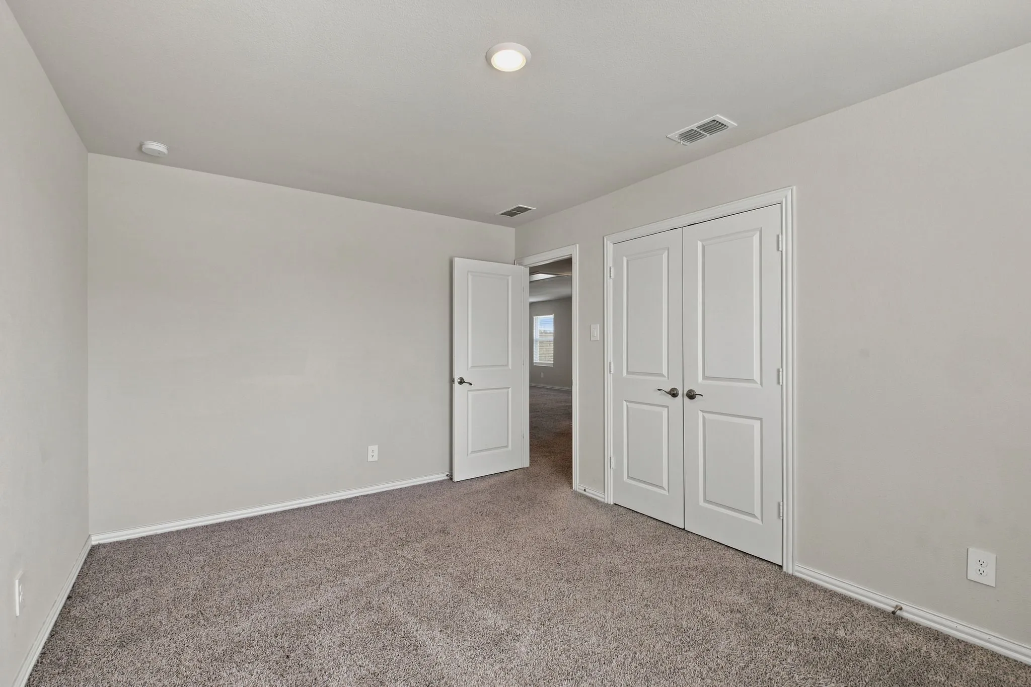 Single Family Residence For Rent in Collin County , 810 Honeydew Lane, Princeton, Texas 75071, 4 Bedroom, 3 Bathroom, 2 Garage spaces, 2,337 Sqft, built in 2024, mls#21348409, Real Estate Agent in Princeton, Homes For Rent in Collin county, Homes For Rent in Princeton, Realtor in Princeton Texas, Real Estate Brokerage Independent Realty Texas, Luminita Cordes Realtor