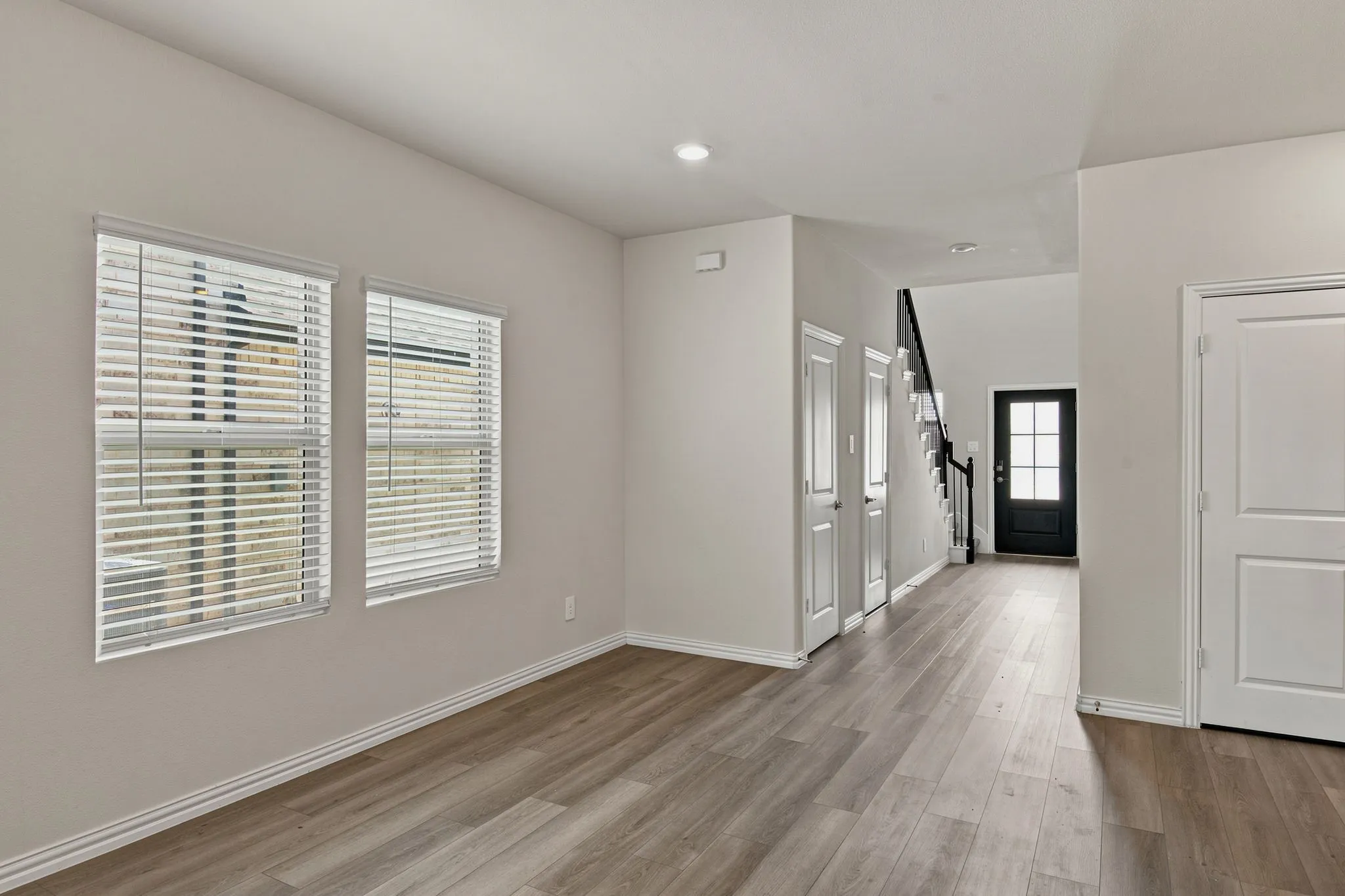 Single Family Residence For Rent in Collin County , 810 Honeydew Lane, Princeton, Texas 75071, 4 Bedroom, 3 Bathroom, 2 Garage spaces, 2,337 Sqft, built in 2024, mls#21348409, Real Estate Agent in Princeton, Homes For Rent in Collin county, Homes For Rent in Princeton, Realtor in Princeton Texas, Real Estate Brokerage Independent Realty Texas, Luminita Cordes Realtor