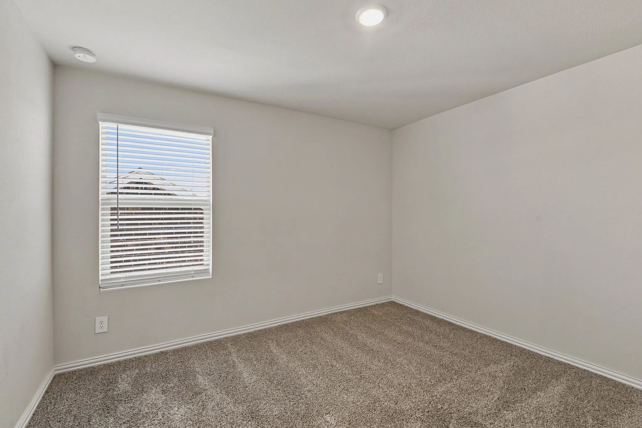 Single Family Residence For Rent in Collin County , 810 Honeydew Lane, Princeton, Texas 75071, 4 Bedroom, 3 Bathroom, 2 Garage spaces, 2,337 Sqft, built in 2024, mls#21348409, Real Estate Agent in Princeton, Homes For Rent in Collin county, Homes For Rent in Princeton, Realtor in Princeton Texas, Real Estate Brokerage Independent Realty Texas, Luminita Cordes Realtor