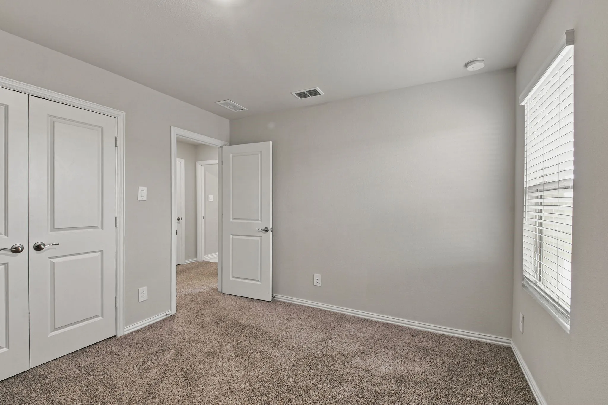 Single Family Residence For Rent in Collin County , 810 Honeydew Lane, Princeton, Texas 75071, 4 Bedroom, 3 Bathroom, 2 Garage spaces, 2,337 Sqft, built in 2024, mls#21348409, Real Estate Agent in Princeton, Homes For Rent in Collin county, Homes For Rent in Princeton, Realtor in Princeton Texas, Real Estate Brokerage Independent Realty Texas, Luminita Cordes Realtor