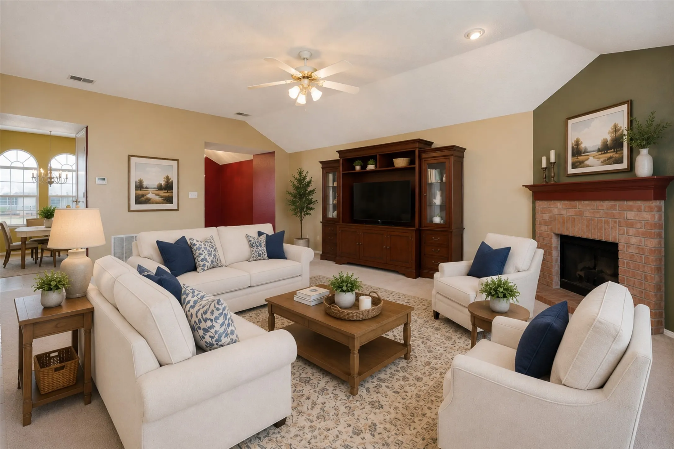 Single Family Residence For Sale in Kaufman County , 113 Stampede Trail, Forney, Texas 75126, 3 Bedroom, 2 Bathroom, 2 Garage spaces, 1,726 Sqft, built in 2003, mls#21347263, Real Estate Agent in Forney, Homes For Sale in Kaufman county, Homes For Sale in Forney, Realtor in Forney Texas, Real Estate Brokerage Independent Realty Texas, Luminita Cordes Realtor