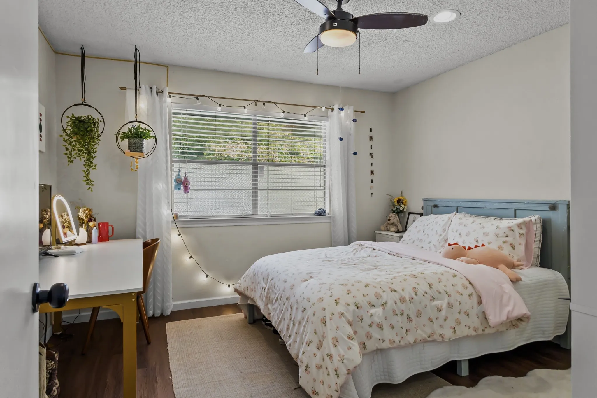 Wood-finish flooring throughout