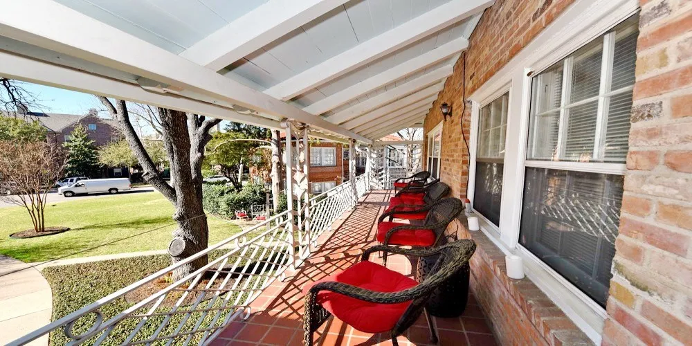Condominium For Sale in Dallas County , 4558 Roland Avenue D, Highland Park, Texas 75219, 2 Bedrooms, 2 Bathrooms, 1 Garage spaces, 1,567 Sqft, built in 1974, Price $550,000, mls#21349271, Real Estate Agent in Highland Park, Homes For Sale in Dallas county, Homes For Sale in Highland Park, Realtor in Highland Park Texas, Real Estate Brokerage Independent Realty Texas, Luminita Cordes Realtor