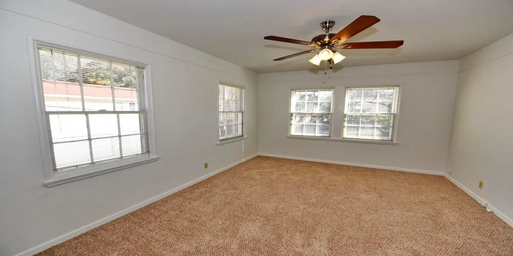 Condominium For Sale in Dallas County , 4558 Roland Avenue D, Highland Park, Texas 75219, 2 Bedrooms, 2 Bathrooms, 1 Garage spaces, 1,567 Sqft, built in 1974, Price $550,000, mls#21349271, Real Estate Agent in Highland Park, Homes For Sale in Dallas county, Homes For Sale in Highland Park, Realtor in Highland Park Texas, Real Estate Brokerage Independent Realty Texas, Luminita Cordes Realtor