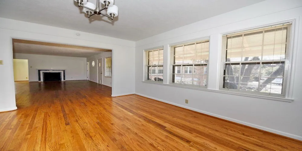 Condominium For Sale in Dallas County , 4558 Roland Avenue D, Highland Park, Texas 75219, 2 Bedrooms, 2 Bathrooms, 1 Garage spaces, 1,567 Sqft, built in 1974, Price $550,000, mls#21349271, Real Estate Agent in Highland Park, Homes For Sale in Dallas county, Homes For Sale in Highland Park, Realtor in Highland Park Texas, Real Estate Brokerage Independent Realty Texas, Luminita Cordes Realtor