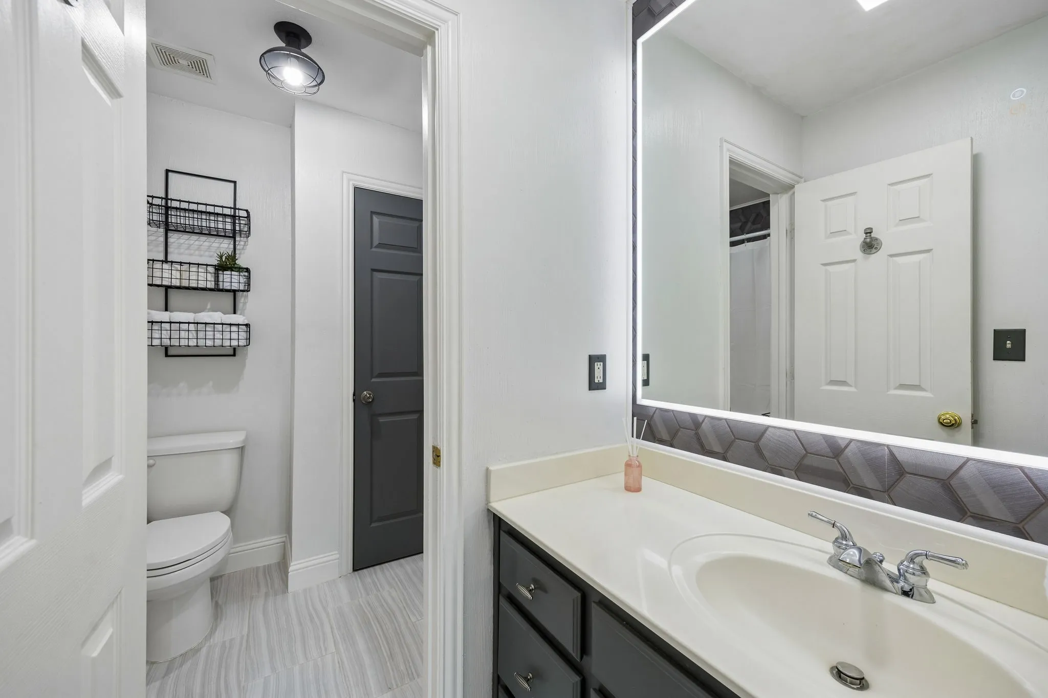 Single Family Residence For Sale in Collin County , 2713 Greenview Drive, Mc Kinney, Texas 75072, 5 Bedroom, 3 Bathroom, 3 Garage spaces, 3,292 Sqft, built in 1998, mls#21343004, Real Estate Agent in Mc Kinney, Homes For Sale in Collin county, Homes For Sale in Mc Kinney, Realtor in Mc Kinney Texas, Real Estate Brokerage Independent Realty Texas, Luminita Cordes Realtor