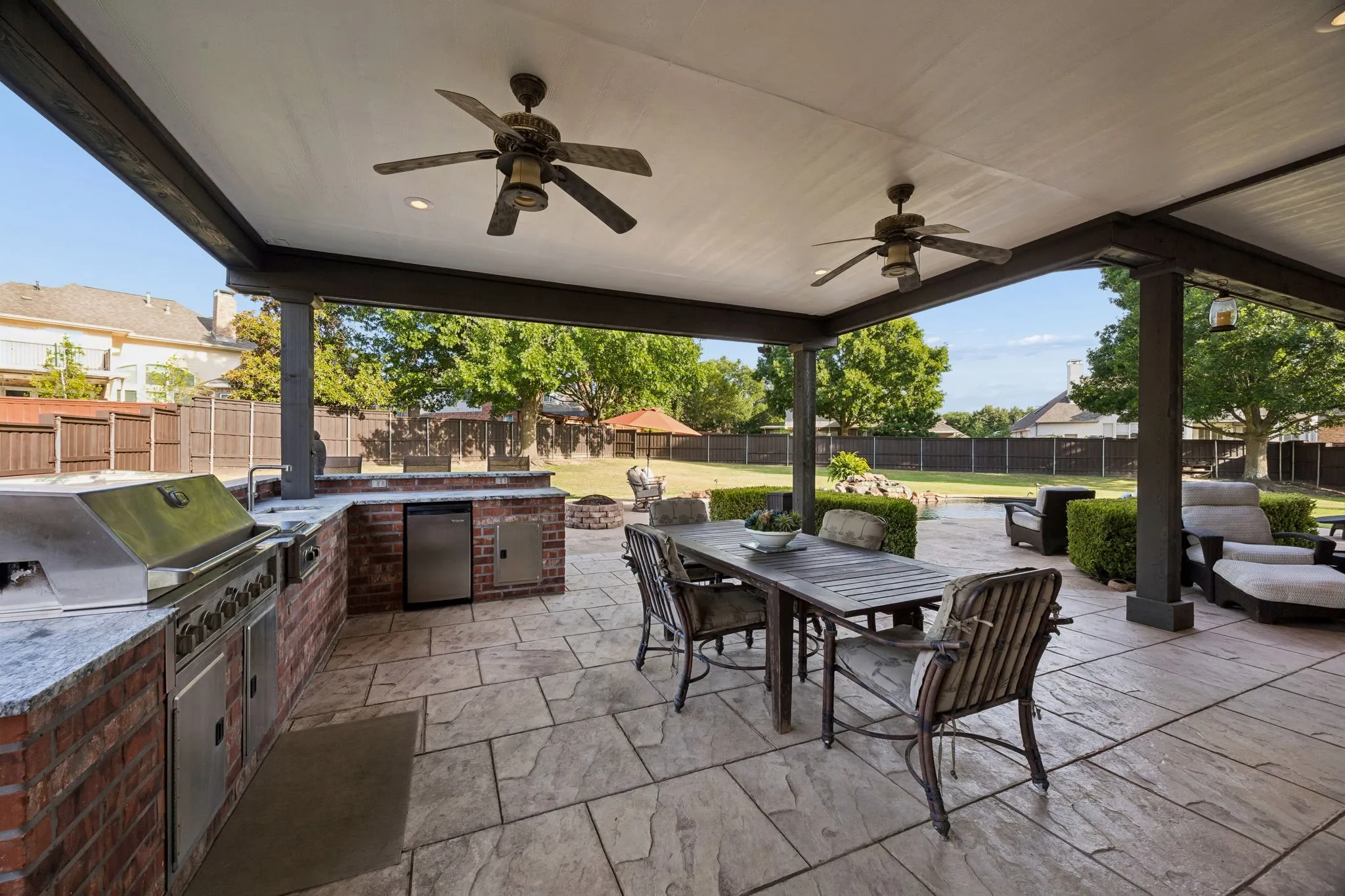 Single Family Residence For Sale in Collin County , 2713 Greenview Drive, Mc Kinney, Texas 75072, 5 Bedroom, 3 Bathroom, 3 Garage spaces, 3,292 Sqft, built in 1998, mls#21343004, Real Estate Agent in Mc Kinney, Homes For Sale in Collin county, Homes For Sale in Mc Kinney, Realtor in Mc Kinney Texas, Real Estate Brokerage Independent Realty Texas, Luminita Cordes Realtor