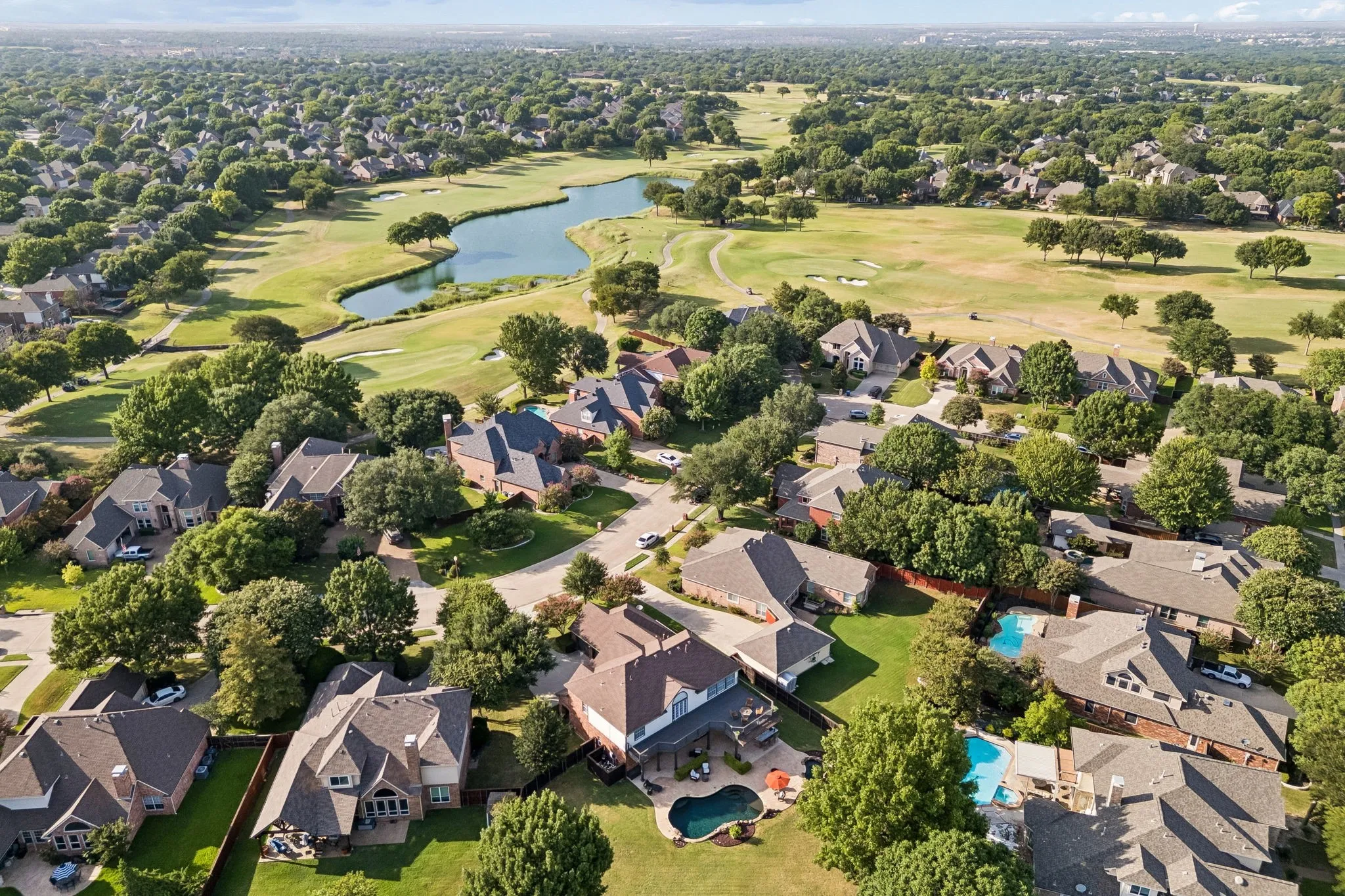 Single Family Residence For Sale in Collin County , 2713 Greenview Drive, Mc Kinney, Texas 75072, 5 Bedroom, 3 Bathroom, 3 Garage spaces, 3,292 Sqft, built in 1998, mls#21343004, Real Estate Agent in Mc Kinney, Homes For Sale in Collin county, Homes For Sale in Mc Kinney, Realtor in Mc Kinney Texas, Real Estate Brokerage Independent Realty Texas, Luminita Cordes Realtor