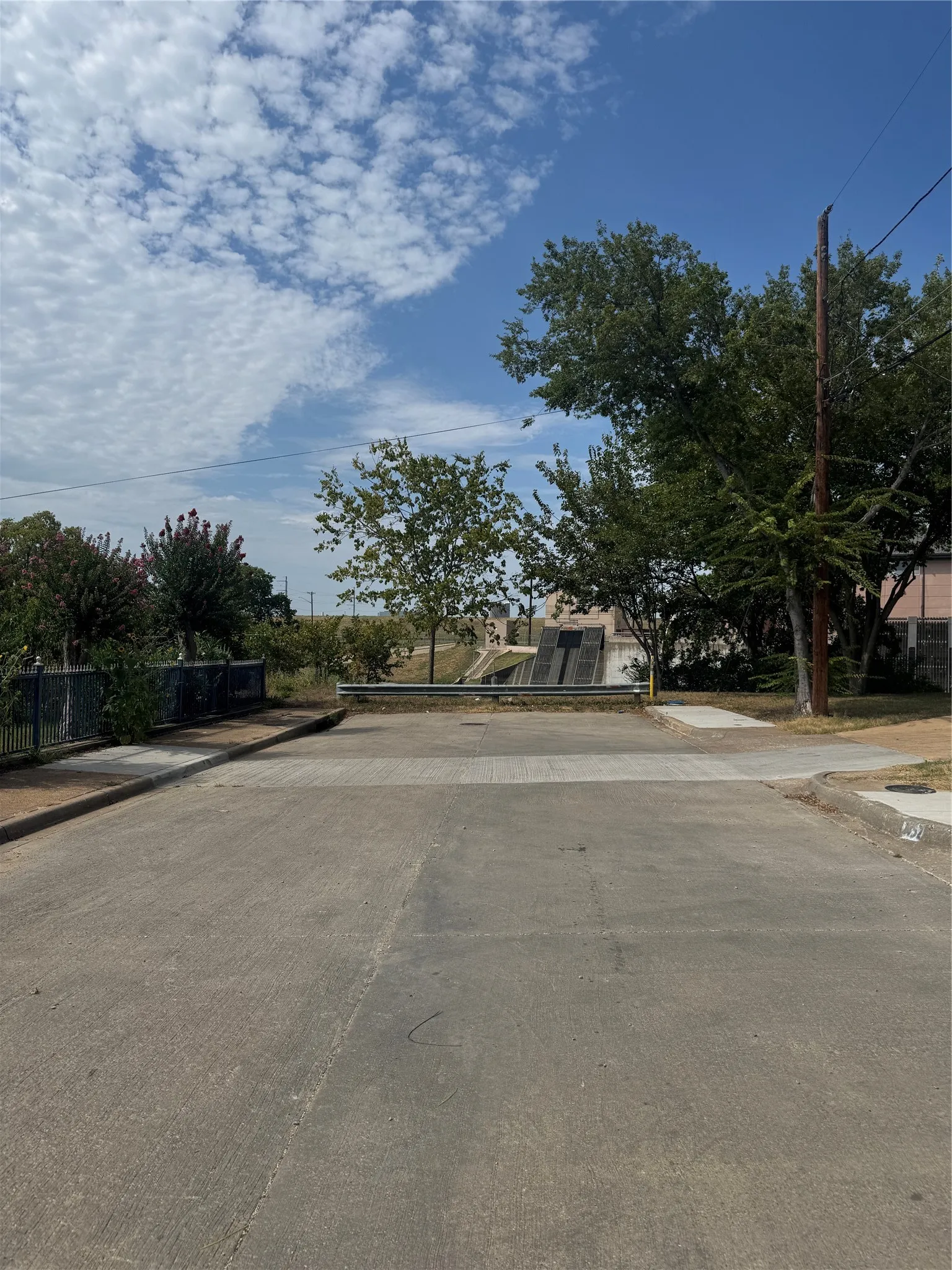 Improved Land For Sale in Dallas County , 3351 Parvia Avenue, Dallas, Texas 75212, 0, 0, Garage spaces, 0 Sqft, built in 0, mls#21349235, Real Estate Agent in Dallas, Homes For Sale in Dallas county, Homes For Sale in Dallas, Realtor in Dallas Texas, Real Estate Brokerage Independent Realty Texas, Luminita Cordes Realtor