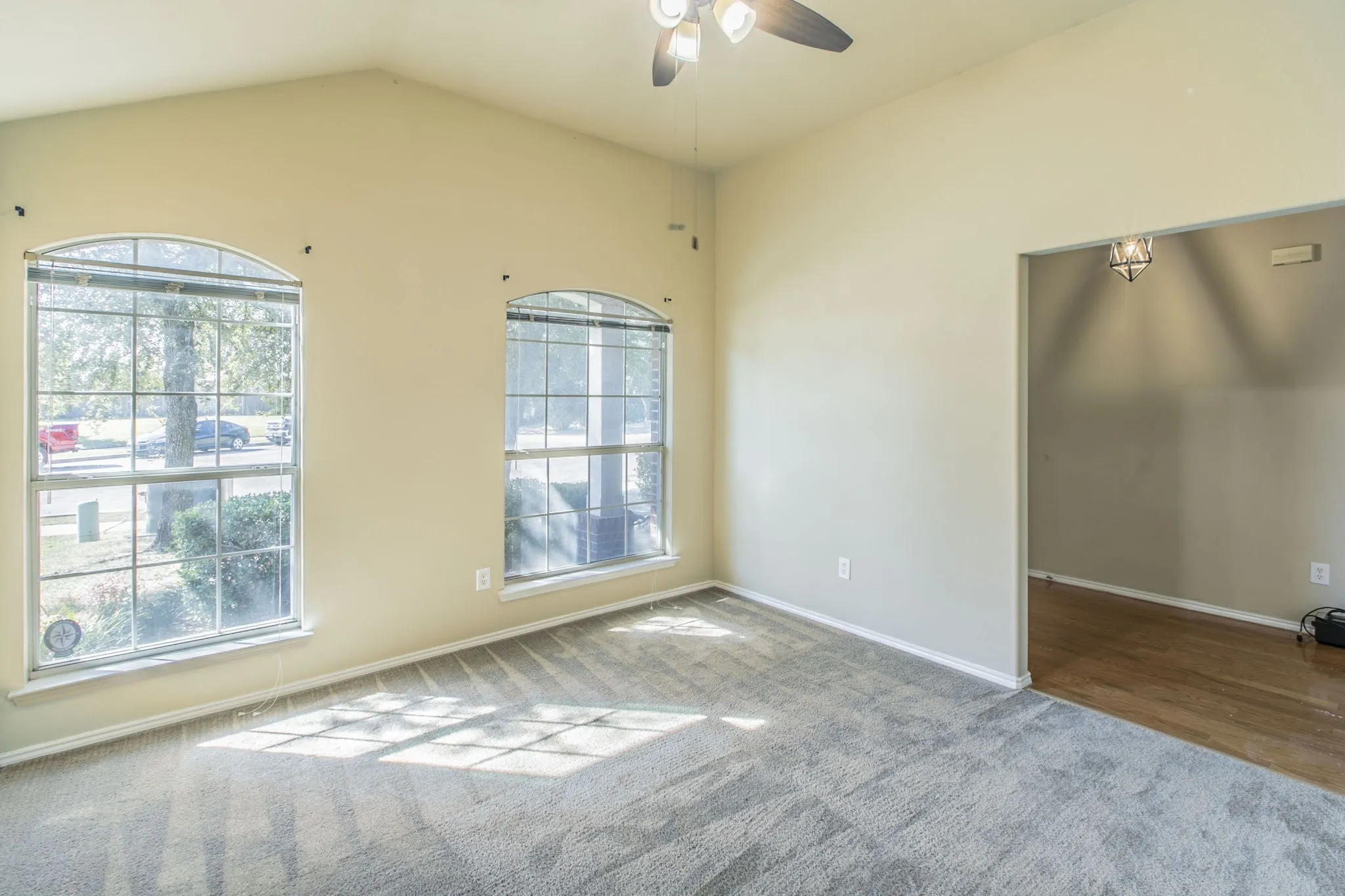 Single Family Residence For Sale in Tarrant County , 6717 Dream Dust Drive, North Richland Hills, Texas 76180, 3 Bedroom, 2 Bathroom, 2 Garage spaces, 1,808 Sqft, built in 2004, mls#21348526, Real Estate Agent in North Richland Hills, Homes For Sale in Tarrant county, Homes For Sale in North Richland Hills, Realtor in North Richland Hills Texas, Real Estate Brokerage Independent Realty Texas, Luminita Cordes Realtor
