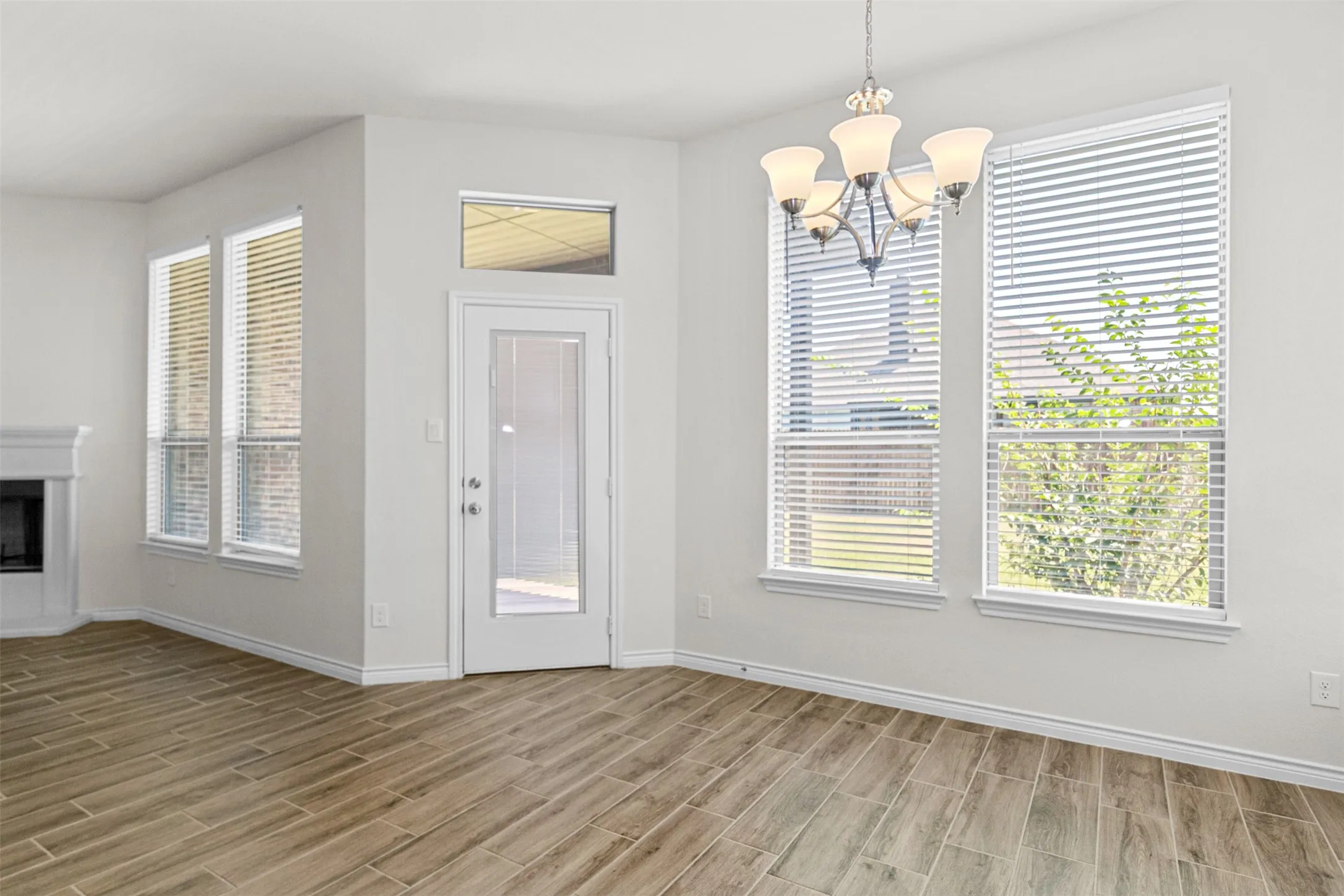 Single Family Residence For Sale in Johnson County , 112 Mockingbird Hill Drive, Joshua, Texas 76058, 4 Bedroom, 2 Bathroom, 2 Garage spaces, 2,273 Sqft, built in 2022, mls#21347149, Real Estate Agent in Joshua, Homes For Sale in Johnson county, Homes For Sale in Joshua, Realtor in Joshua Texas, Real Estate Brokerage Independent Realty Texas, Luminita Cordes Realtor