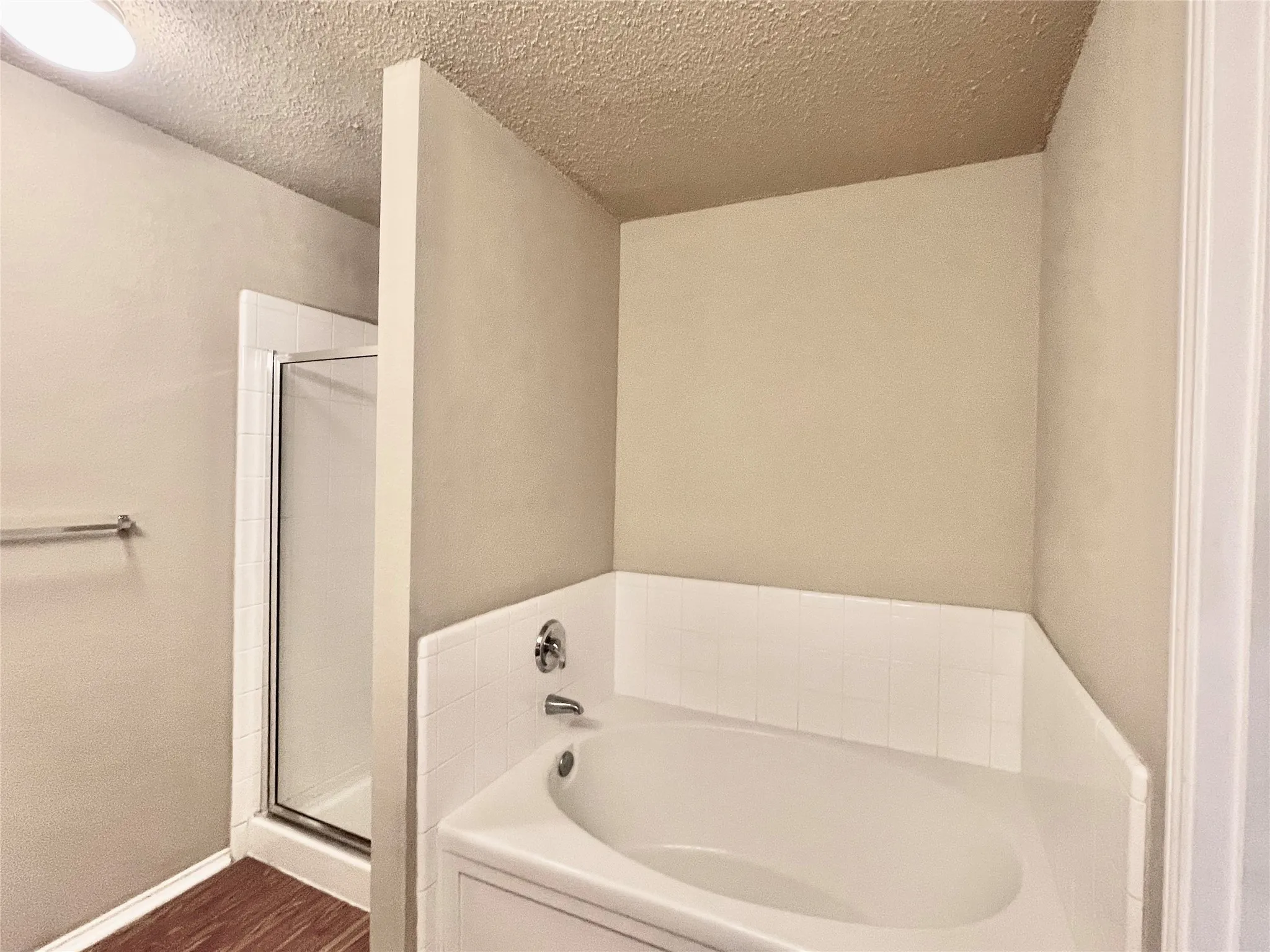 Single Family Residence For Rent in Denton County , 1308 Wenatchee Drive, Krum, Texas 76249, 3 Bedroom, 2 Bathroom, 2 Garage spaces, 1,618 Sqft, built in 2002, mls#21349298, Real Estate Agent in Krum, Homes For Rent in Denton county, Homes For Rent in Krum, Realtor in Krum Texas, Real Estate Brokerage Independent Realty Texas, Luminita Cordes Realtor