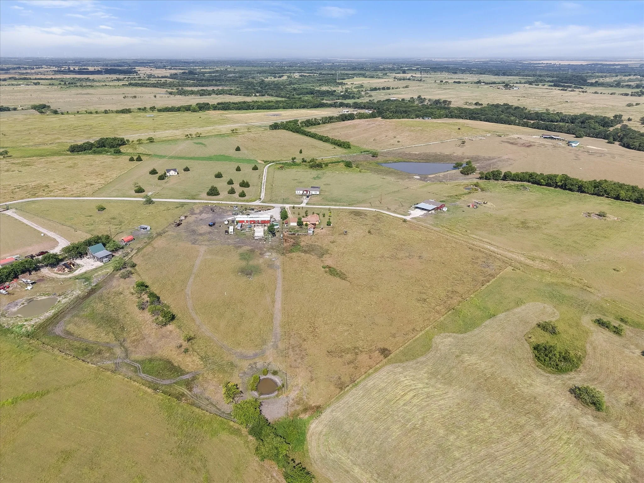 Single Family Residence For Sale in Navarro County , 8057 Wilson Ranch Road, Barry, Texas 75102, 2 Bedroom, 1 Bathroom, 1 Garage spaces, 1,066 Sqft, built in 2018, mls#21347180, Real Estate Agent in Barry, Homes For Sale in Navarro county, Homes For Sale in Barry, Realtor in Barry Texas, Real Estate Brokerage Independent Realty Texas, Luminita Cordes Realtor