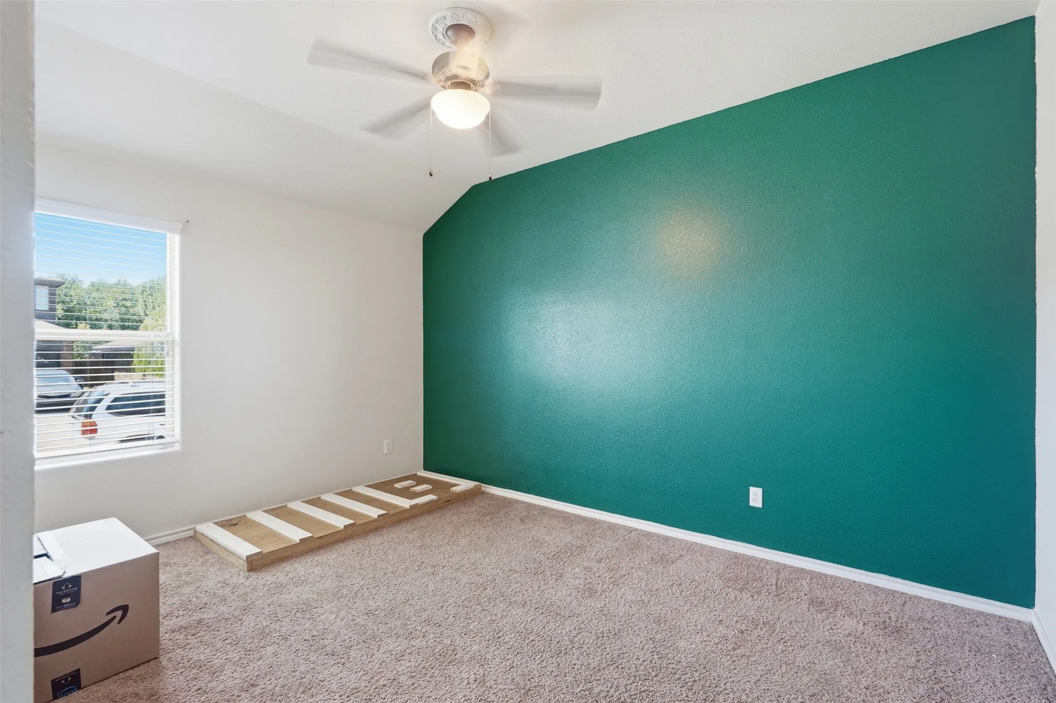 Single Family Residence For Sale in Tarrant County , 1124 Autumnwood Drive, Azle, Texas 76020, 4 Bedroom, 2 Bathroom, 2 Garage spaces, 1,772 Sqft, built in 2017, mls#21349305, Real Estate Agent in Azle, Homes For Sale in Tarrant county, Homes For Sale in Azle, Realtor in Azle Texas, Real Estate Brokerage Independent Realty Texas, Luminita Cordes Realtor