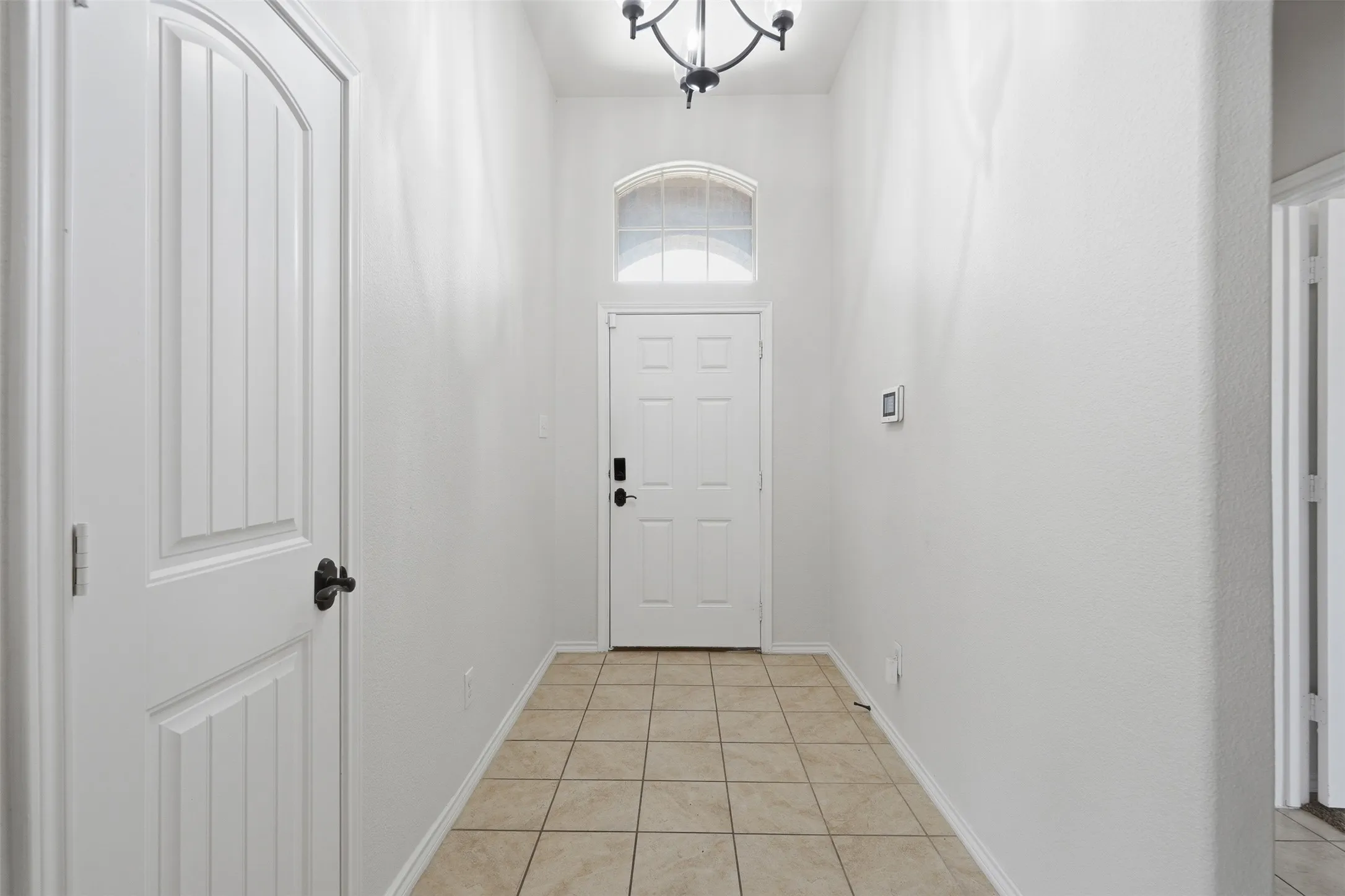Single Family Residence For Sale in Tarrant County , 1124 Autumnwood Drive, Azle, Texas 76020, 4 Bedroom, 2 Bathroom, 2 Garage spaces, 1,772 Sqft, built in 2017, mls#21349305, Real Estate Agent in Azle, Homes For Sale in Tarrant county, Homes For Sale in Azle, Realtor in Azle Texas, Real Estate Brokerage Independent Realty Texas, Luminita Cordes Realtor