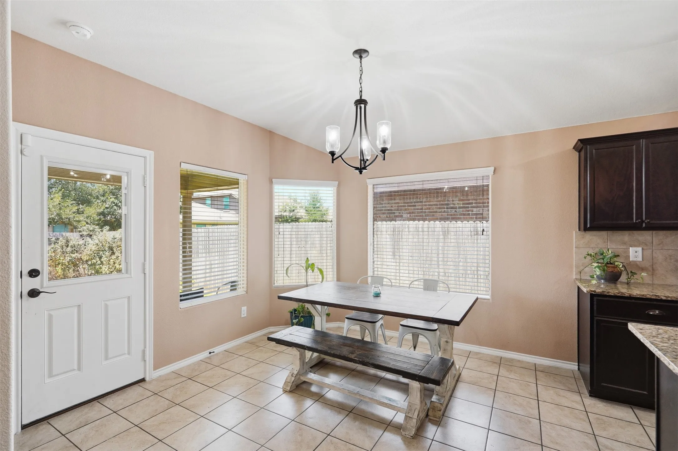 Single Family Residence For Sale in Tarrant County , 1124 Autumnwood Drive, Azle, Texas 76020, 4 Bedroom, 2 Bathroom, 2 Garage spaces, 1,772 Sqft, built in 2017, mls#21349305, Real Estate Agent in Azle, Homes For Sale in Tarrant county, Homes For Sale in Azle, Realtor in Azle Texas, Real Estate Brokerage Independent Realty Texas, Luminita Cordes Realtor