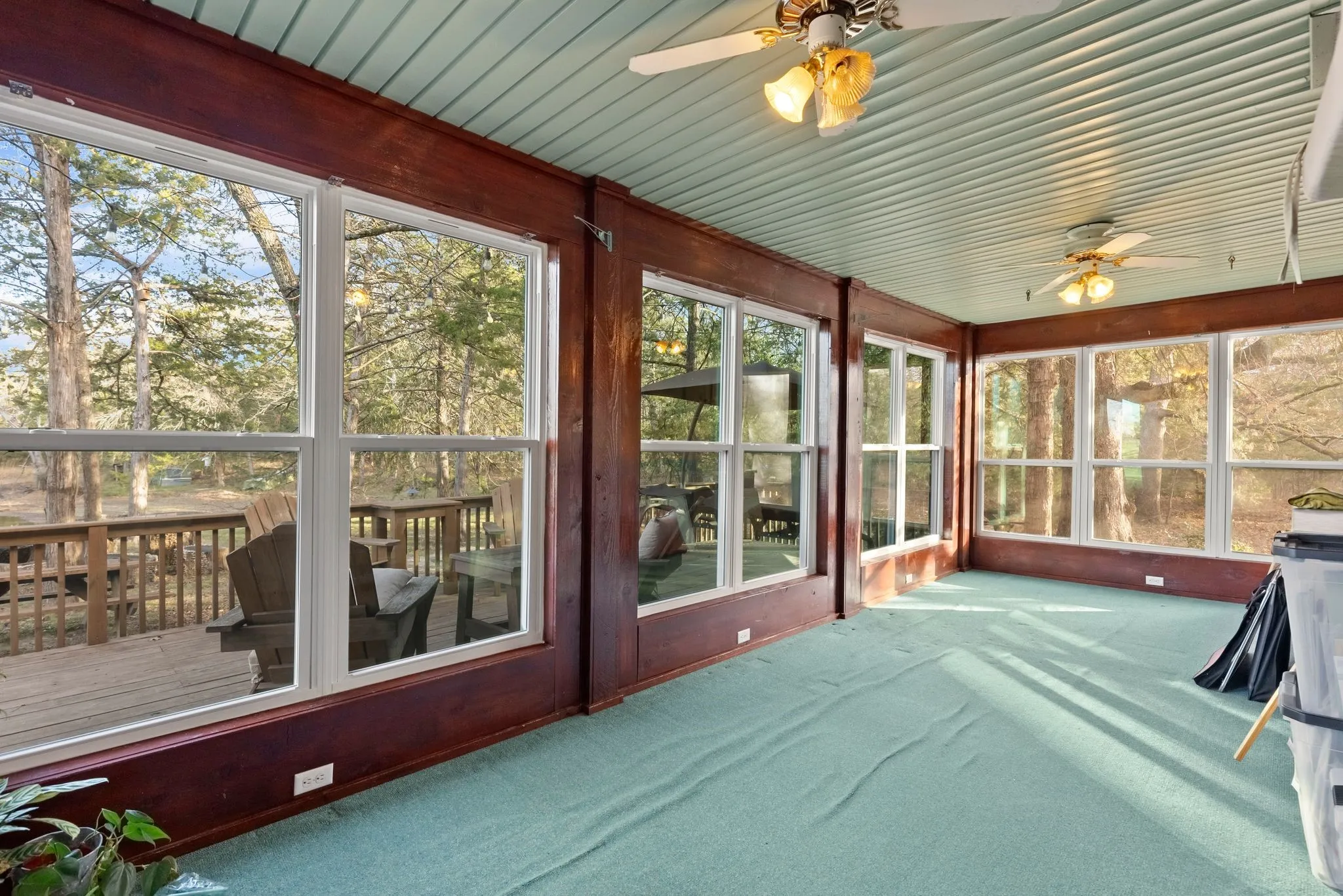 Single Family Residence For Sale in Hunt County , 1801 Private Road 3340, Greenville, Texas 75402, 6 Bedroom, 3 Bathroom, 2 Garage spaces, 2,828 Sqft, built in 1982, mls#21349321, Real Estate Agent in Greenville, Homes For Sale in Hunt county, Homes For Sale in Greenville, Realtor in Greenville Texas, Real Estate Brokerage Independent Realty Texas, Luminita Cordes Realtor