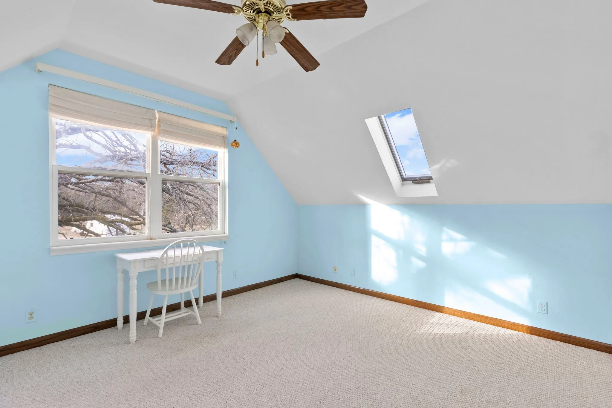 Single Family Residence For Sale in Hunt County , 1801 Private Road 3340, Greenville, Texas 75402, 6 Bedroom, 3 Bathroom, 2 Garage spaces, 2,828 Sqft, built in 1982, mls#21349321, Real Estate Agent in Greenville, Homes For Sale in Hunt county, Homes For Sale in Greenville, Realtor in Greenville Texas, Real Estate Brokerage Independent Realty Texas, Luminita Cordes Realtor
