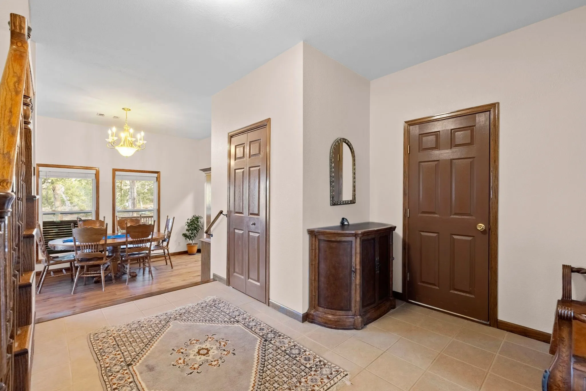 Single Family Residence For Sale in Hunt County , 1801 Private Road 3340, Greenville, Texas 75402, 6 Bedroom, 3 Bathroom, 2 Garage spaces, 2,828 Sqft, built in 1982, mls#21349321, Real Estate Agent in Greenville, Homes For Sale in Hunt county, Homes For Sale in Greenville, Realtor in Greenville Texas, Real Estate Brokerage Independent Realty Texas, Luminita Cordes Realtor