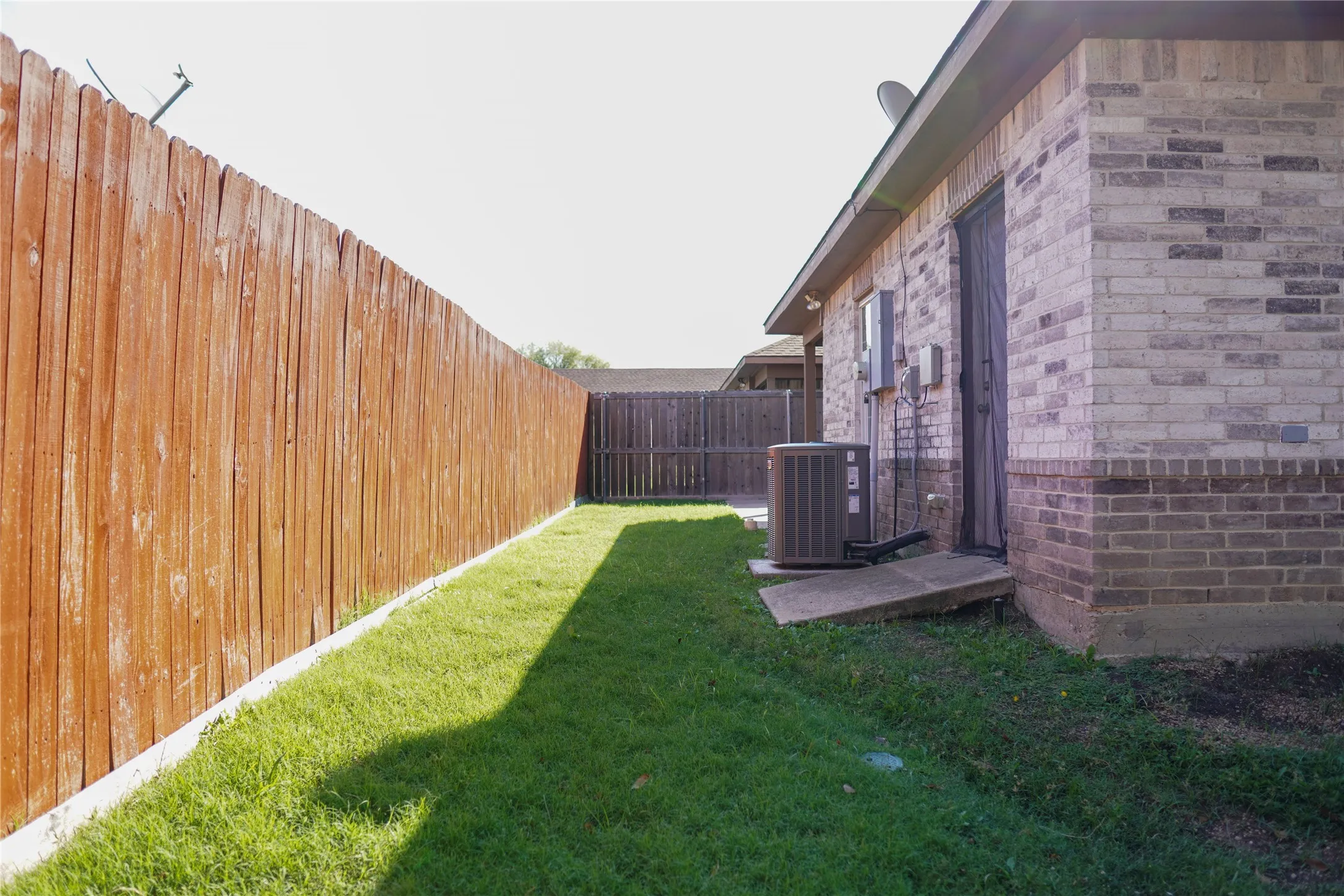 Condominium For Sale in Collin County , 300 S Cottonbelt Avenue 3A, Wylie, Texas 75098, 3 Bedroom, 2 Bathroom, Garage spaces, 1,248 Sqft, built in 2011, mls#21349337, Real Estate Agent in Wylie, Homes For Sale in Collin county, Homes For Sale in Wylie, Realtor in Wylie Texas, Real Estate Brokerage Independent Realty Texas, Luminita Cordes Realtor