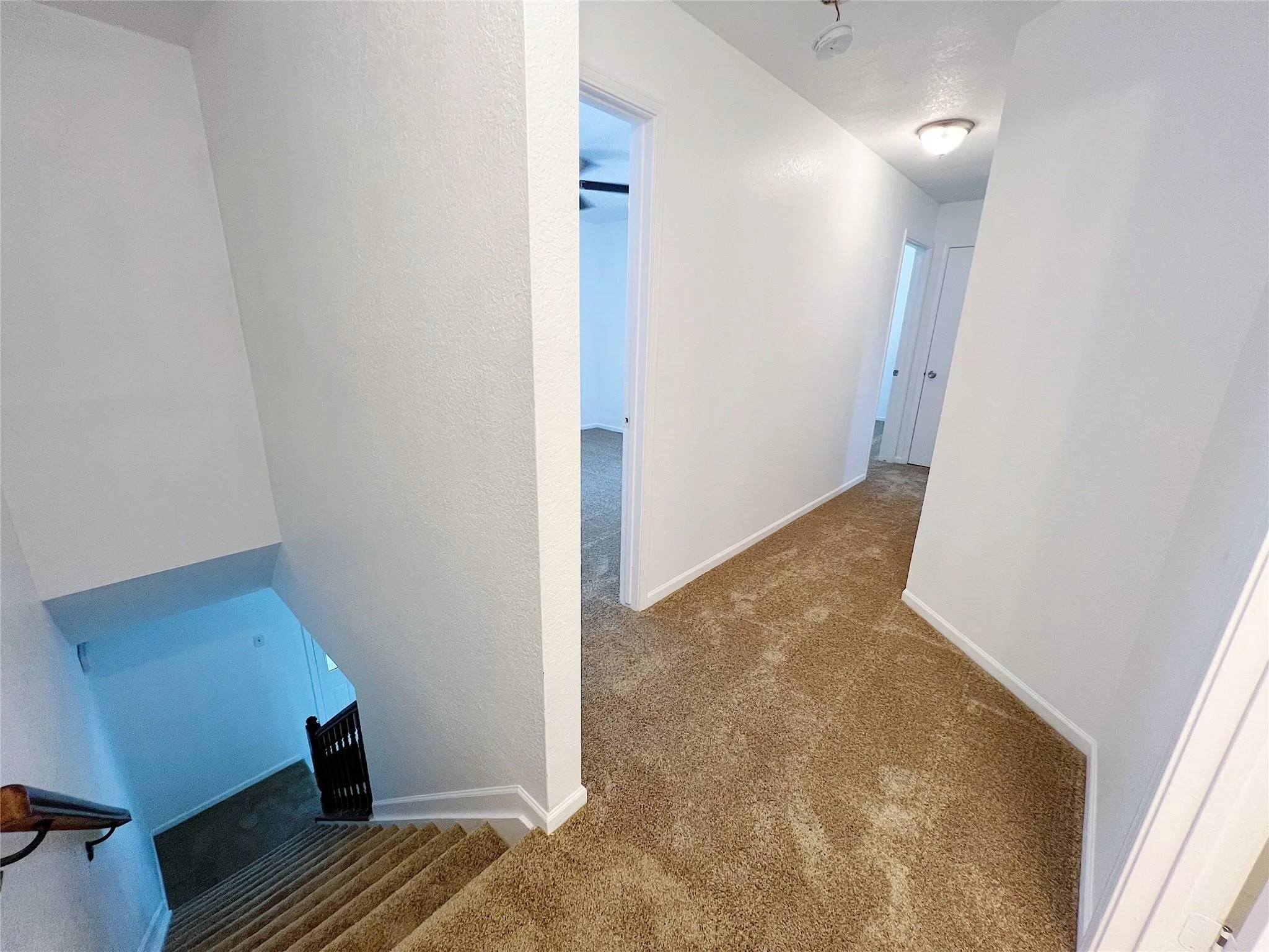 Single Family Residence For Rent in Tarrant County , 616 Valley Spring Drive, Arlington, Texas 76018, 3 Bedroom, 3 Bathroom, 2 Garage spaces, 1,730 Sqft, built in 1986, mls#21349350, Real Estate Agent in Arlington, Homes For Rent in Tarrant county, Homes For Rent in Arlington, Realtor in Arlington Texas, Real Estate Brokerage Independent Realty Texas, Luminita Cordes Realtor