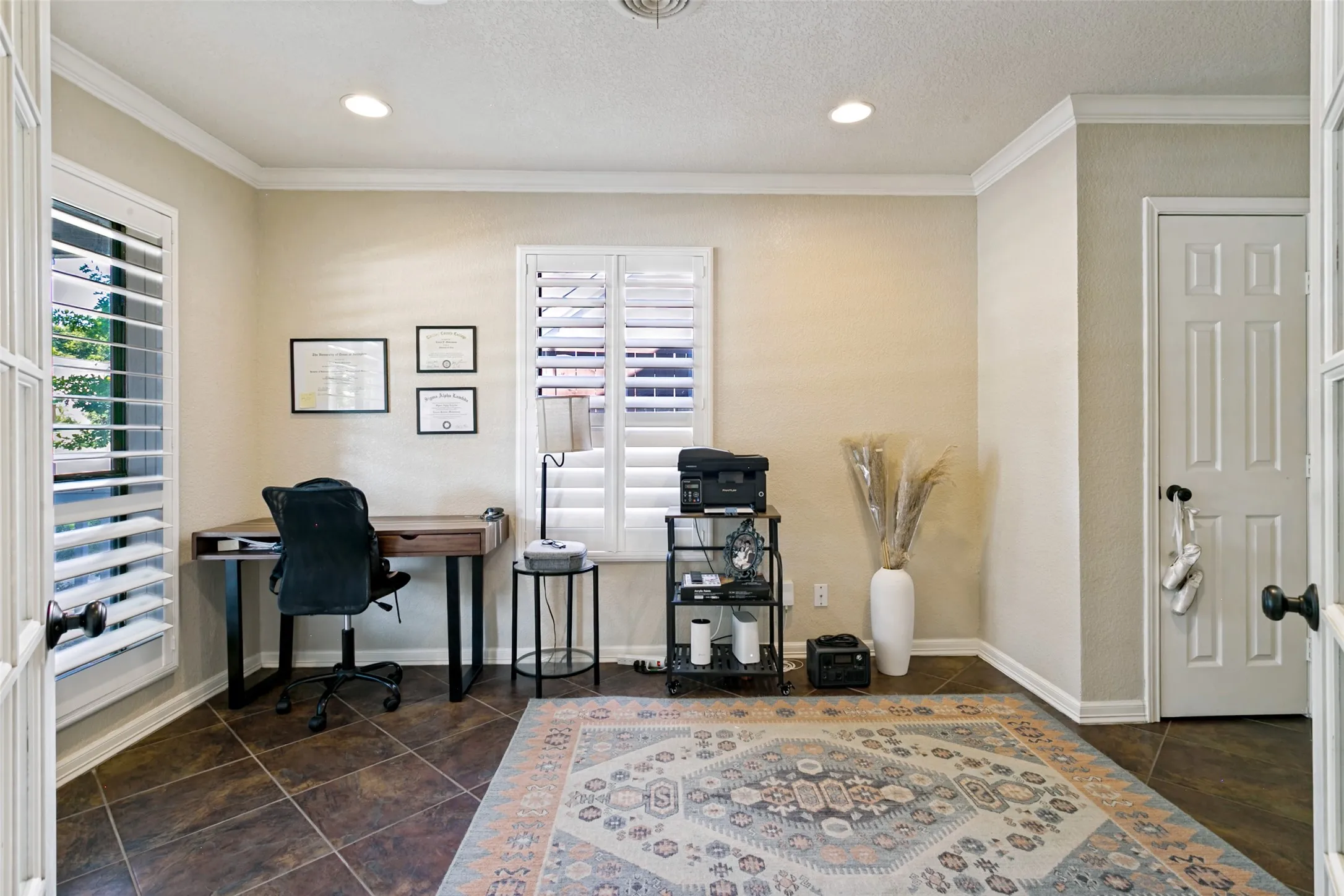 Another view of the office.