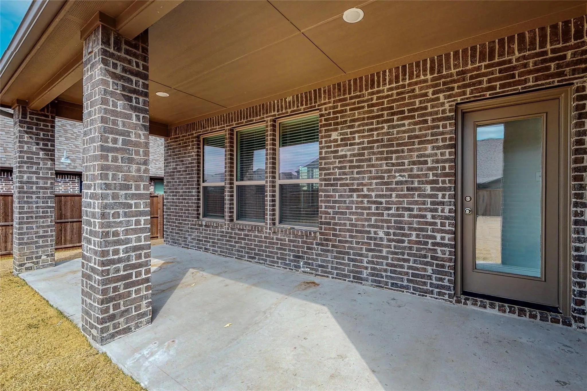 Single Family Residence For Rent in Collin County , 961 Waterview Drive, Prosper, Texas 75078, 4 Bedroom, 4 Bathroom, 2 Garage spaces, 2,514 Sqft, built in 2020, mls#21349212, Real Estate Agent in Prosper, Homes For Rent in Collin county, Homes For Rent in Prosper, Realtor in Prosper Texas, Real Estate Brokerage Independent Realty Texas, Luminita Cordes Realtor