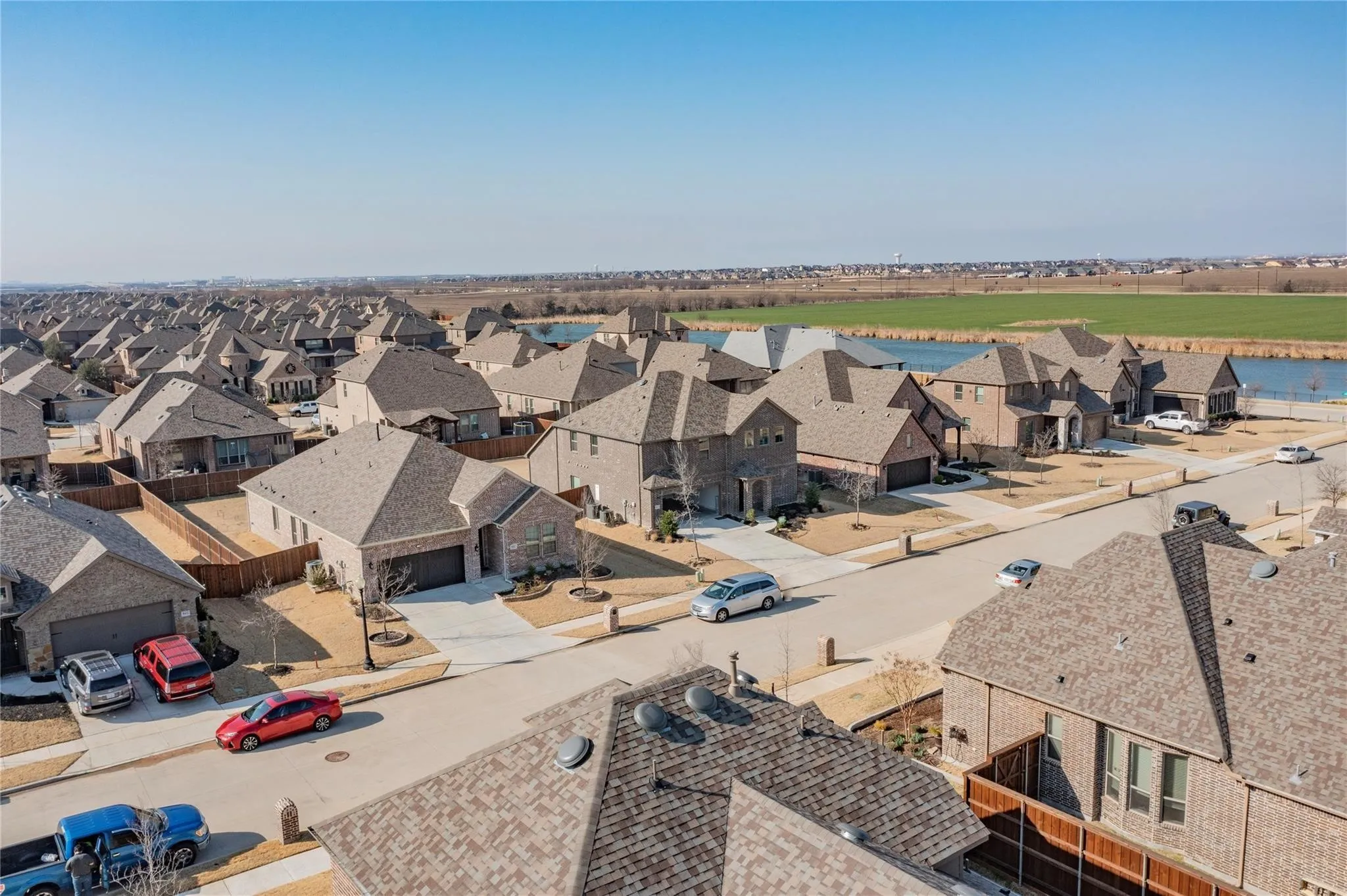 Single Family Residence For Rent in Collin County , 961 Waterview Drive, Prosper, Texas 75078, 4 Bedroom, 4 Bathroom, 2 Garage spaces, 2,514 Sqft, built in 2020, mls#21349212, Real Estate Agent in Prosper, Homes For Rent in Collin county, Homes For Rent in Prosper, Realtor in Prosper Texas, Real Estate Brokerage Independent Realty Texas, Luminita Cordes Realtor