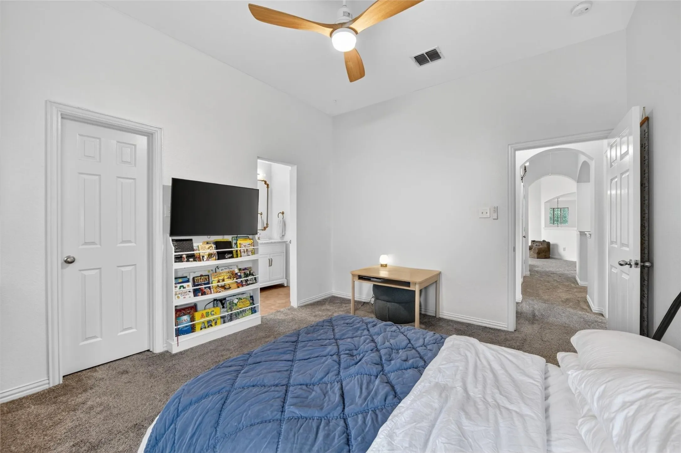 Single Family Residence For Sale in Collin County , 915 Saratoga Drive, Allen, Texas 75013, 4 Bedroom, 4 Bathroom, 3 Garage spaces, 3,652 Sqft, built in 2003, mls#21348973, Real Estate Agent in Allen, Homes For Sale in Collin county, Homes For Sale in Allen, Realtor in Allen Texas, Real Estate Brokerage Independent Realty Texas, Luminita Cordes Realtor