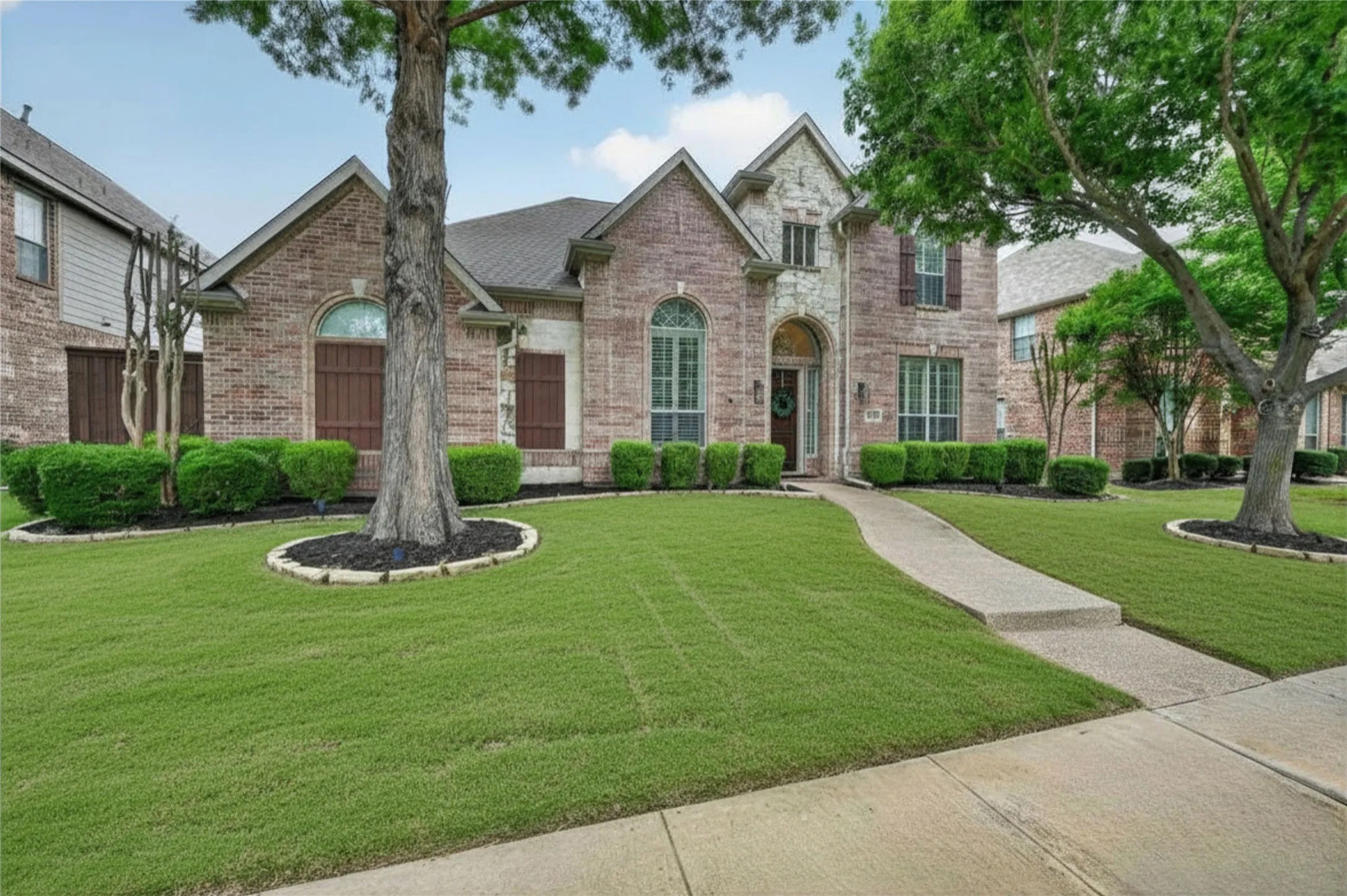 Single Family Residence For Sale in Collin County , 915 Saratoga Drive, Allen, Texas 75013, 4 Bedroom, 4 Bathroom, 3 Garage spaces, 3,652 Sqft, built in 2003, mls#21348973, Real Estate Agent in Allen, Homes For Sale in Collin county, Homes For Sale in Allen, Realtor in Allen Texas, Real Estate Brokerage Independent Realty Texas, Luminita Cordes Realtor