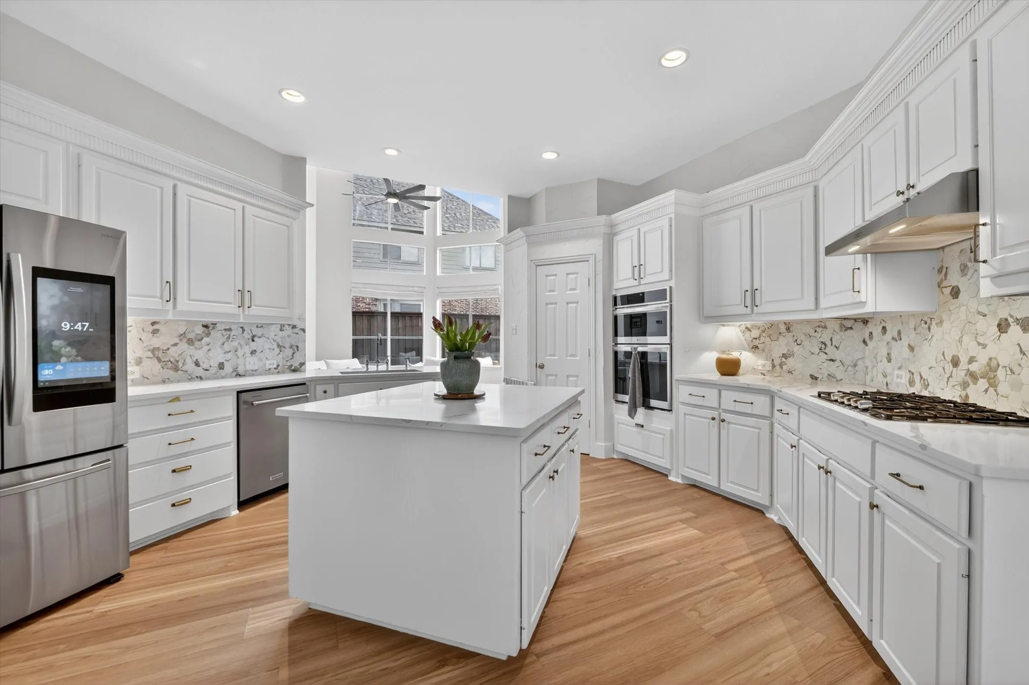 Single Family Residence For Sale in Collin County , 915 Saratoga Drive, Allen, Texas 75013, 4 Bedroom, 4 Bathroom, 3 Garage spaces, 3,652 Sqft, built in 2003, mls#21348973, Real Estate Agent in Allen, Homes For Sale in Collin county, Homes For Sale in Allen, Realtor in Allen Texas, Real Estate Brokerage Independent Realty Texas, Luminita Cordes Realtor