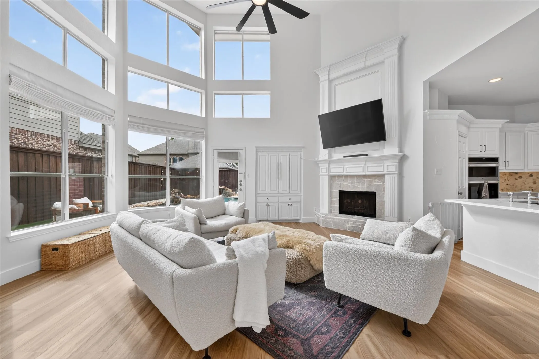 Single Family Residence For Sale in Collin County , 915 Saratoga Drive, Allen, Texas 75013, 4 Bedroom, 4 Bathroom, 3 Garage spaces, 3,652 Sqft, built in 2003, mls#21348973, Real Estate Agent in Allen, Homes For Sale in Collin county, Homes For Sale in Allen, Realtor in Allen Texas, Real Estate Brokerage Independent Realty Texas, Luminita Cordes Realtor