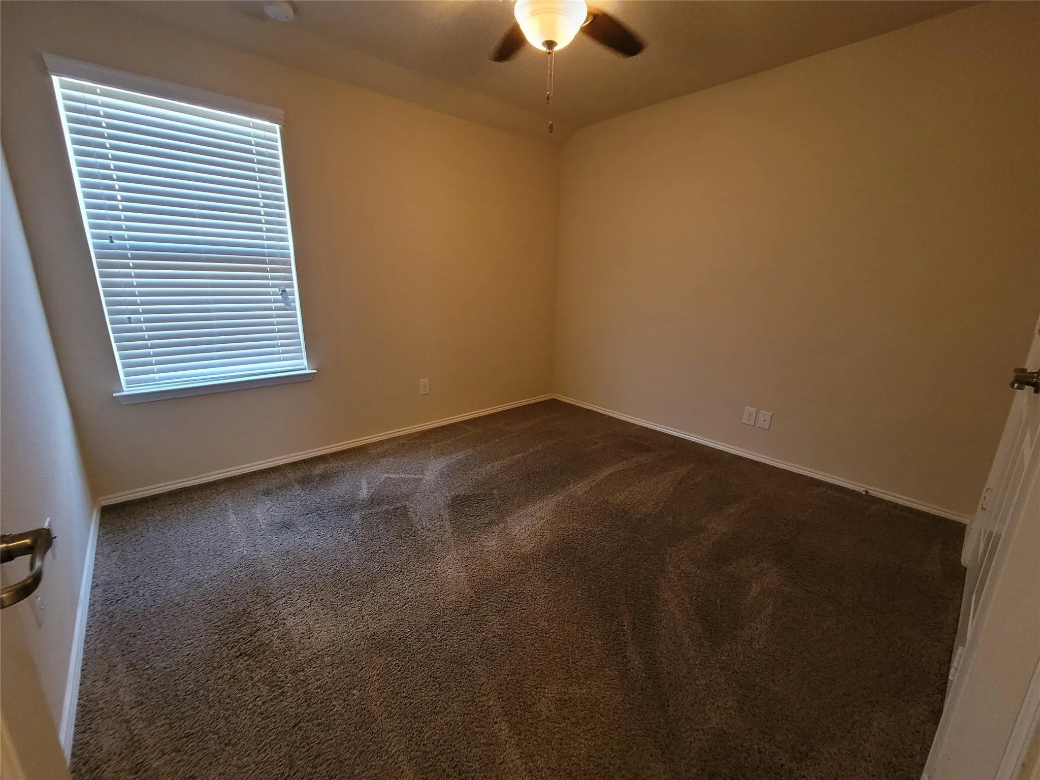Single Family Residence For Rent in Denton County , 8913 Eastwood Avenue, Cross Roads, Texas 76227, 4 Bedroom, 2 Bathroom, 2 Garage spaces, 1,557 Sqft, built in 2012, mls#21349362, Real Estate Agent in Cross Roads, Homes For Rent in Denton county, Homes For Rent in Cross Roads, Realtor in Cross Roads Texas, Real Estate Brokerage Independent Realty Texas, Luminita Cordes Realtor