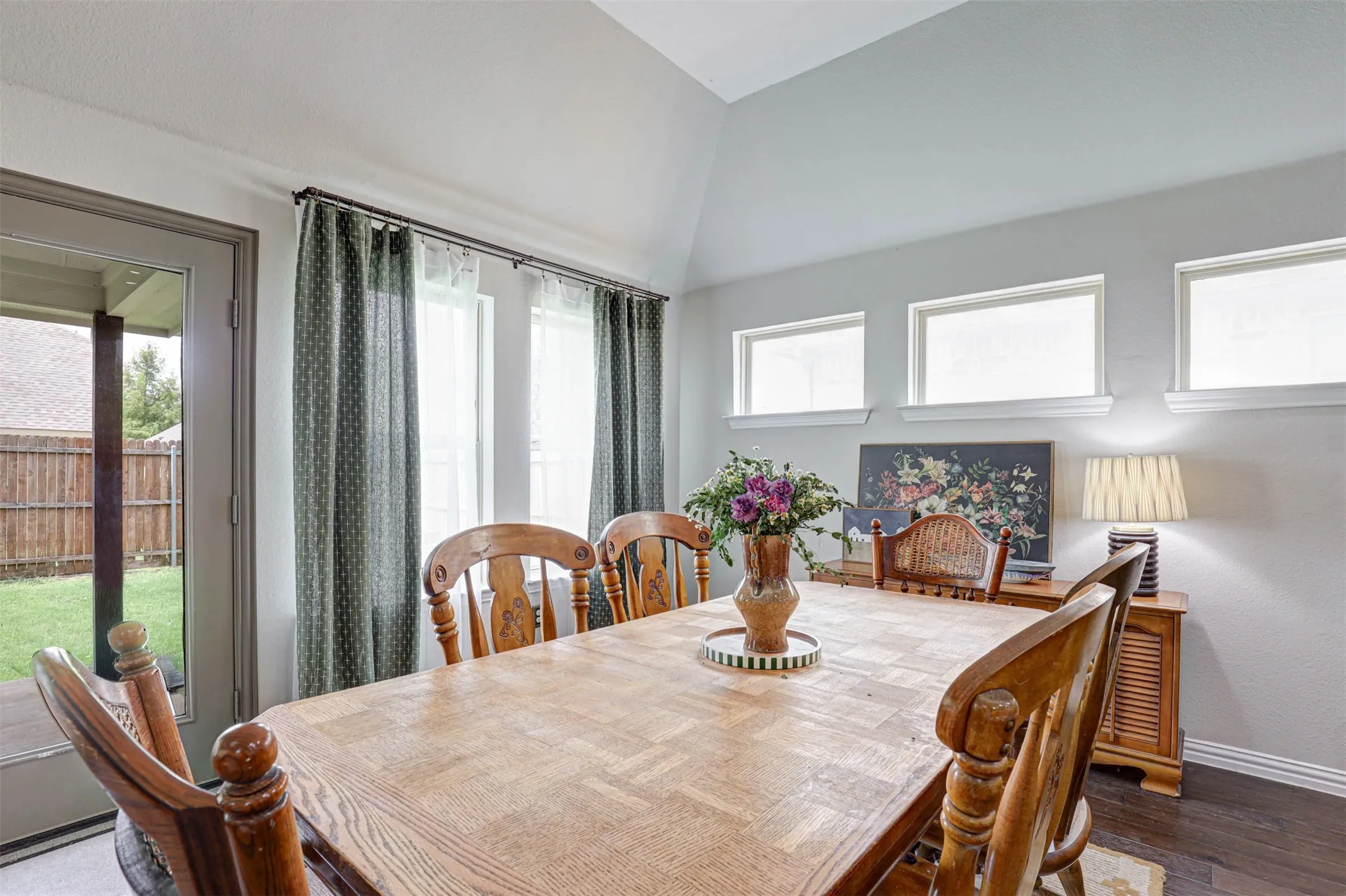 Single Family Residence For Sale in Denton County , 2452 Open Range Drive, Fort Worth, Texas 76177, 3 Bedroom, 2 Bathroom, 2 Garage spaces, 2,001 Sqft, built in 2017, mls#21331939, Real Estate Agent in Fort Worth, Homes For Sale in Denton county, Homes For Sale in Fort Worth, Realtor in Fort Worth Texas, Real Estate Brokerage Independent Realty Texas, Luminita Cordes Realtor