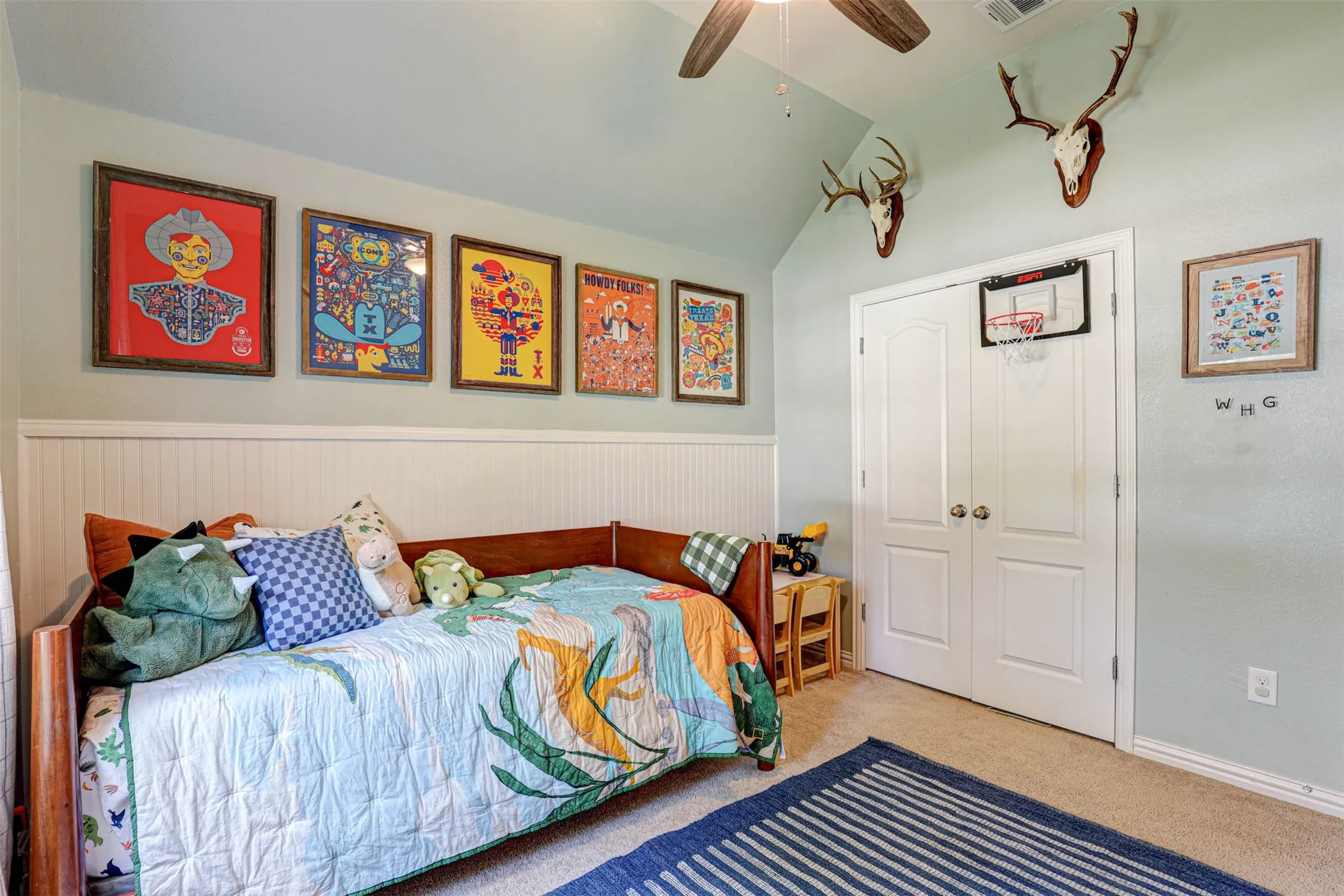 Single Family Residence For Sale in Denton County , 2452 Open Range Drive, Fort Worth, Texas 76177, 3 Bedroom, 2 Bathroom, 2 Garage spaces, 2,001 Sqft, built in 2017, mls#21331939, Real Estate Agent in Fort Worth, Homes For Sale in Denton county, Homes For Sale in Fort Worth, Realtor in Fort Worth Texas, Real Estate Brokerage Independent Realty Texas, Luminita Cordes Realtor