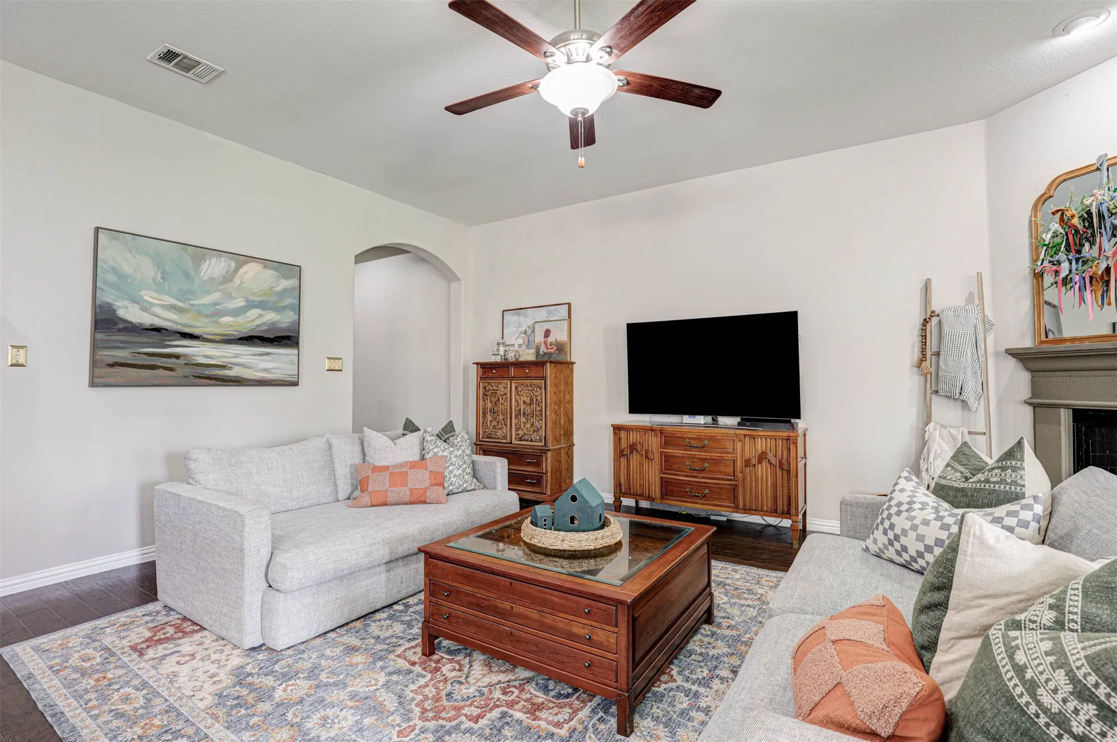 Single Family Residence For Sale in Denton County , 2452 Open Range Drive, Fort Worth, Texas 76177, 3 Bedroom, 2 Bathroom, 2 Garage spaces, 2,001 Sqft, built in 2017, mls#21331939, Real Estate Agent in Fort Worth, Homes For Sale in Denton county, Homes For Sale in Fort Worth, Realtor in Fort Worth Texas, Real Estate Brokerage Independent Realty Texas, Luminita Cordes Realtor