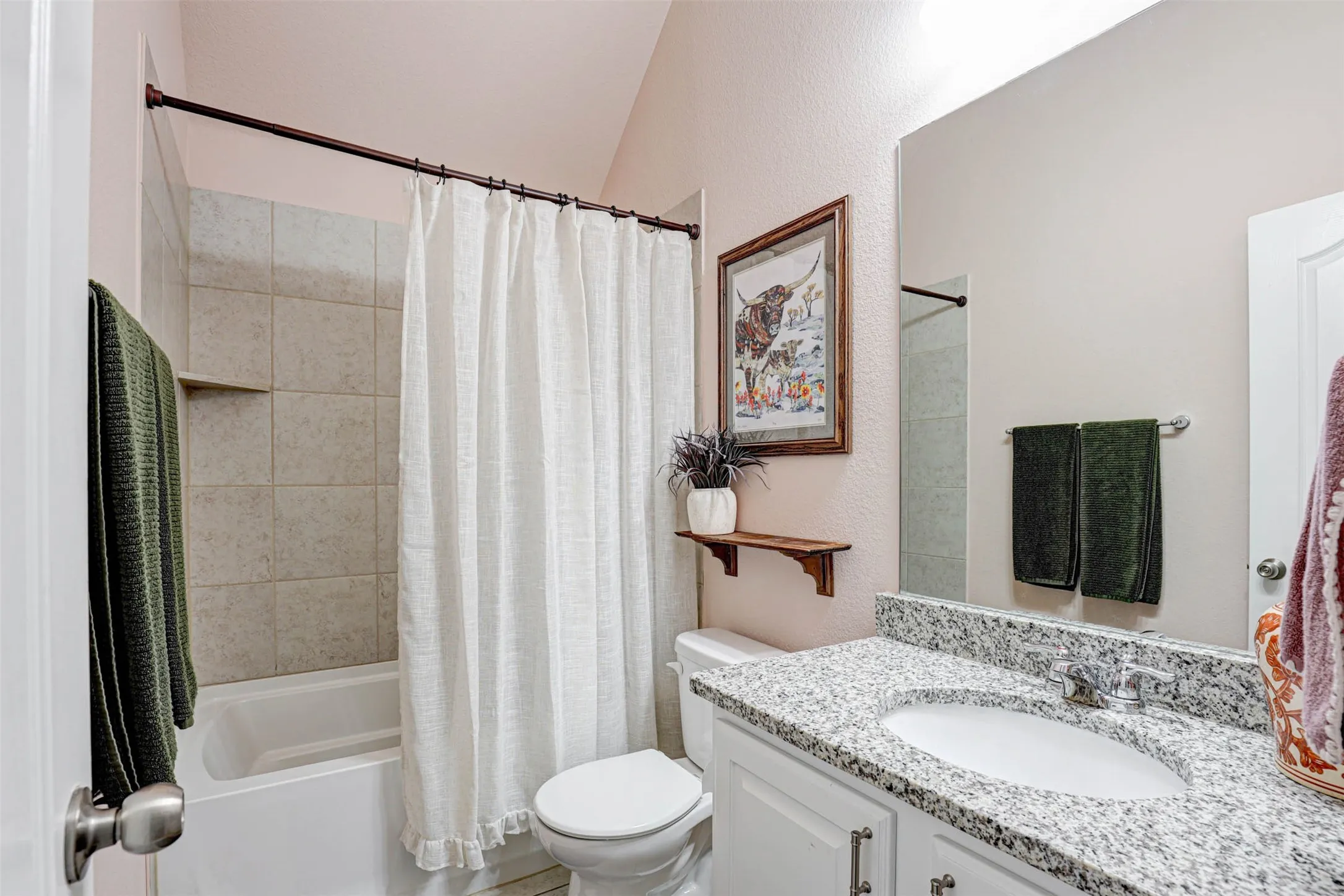Single Family Residence For Sale in Denton County , 2452 Open Range Drive, Fort Worth, Texas 76177, 3 Bedroom, 2 Bathroom, 2 Garage spaces, 2,001 Sqft, built in 2017, mls#21331939, Real Estate Agent in Fort Worth, Homes For Sale in Denton county, Homes For Sale in Fort Worth, Realtor in Fort Worth Texas, Real Estate Brokerage Independent Realty Texas, Luminita Cordes Realtor
