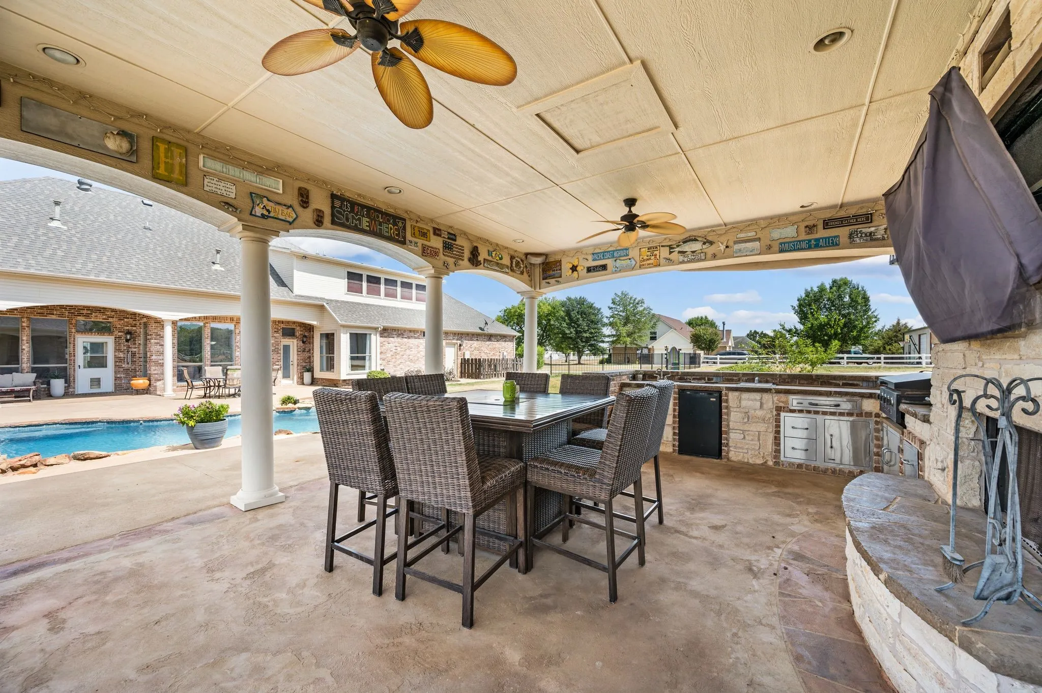Single Family Residence For Sale in Tarrant County , 13425 Willow Creek Drive, Haslet, Texas 76052, 4 Bedroom, 5 Bathroom, 3 Garage spaces, 3,645 Sqft, built in 2002, mls#21341639, Real Estate Agent in Haslet, Homes For Sale in Tarrant county, Homes For Sale in Haslet, Realtor in Haslet Texas, Real Estate Brokerage Independent Realty Texas, Luminita Cordes Realtor