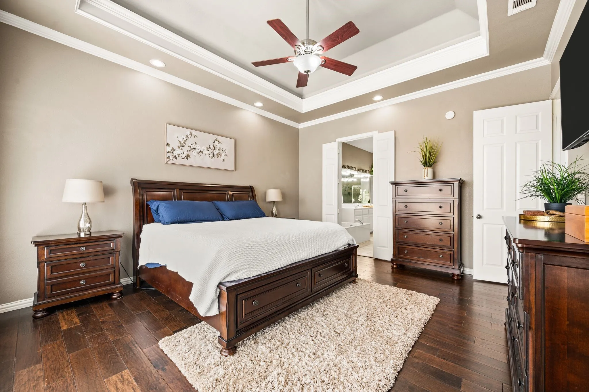 Single Family Residence For Sale in Tarrant County , 13425 Willow Creek Drive, Haslet, Texas 76052, 4 Bedroom, 5 Bathroom, 3 Garage spaces, 3,645 Sqft, built in 2002, mls#21341639, Real Estate Agent in Haslet, Homes For Sale in Tarrant county, Homes For Sale in Haslet, Realtor in Haslet Texas, Real Estate Brokerage Independent Realty Texas, Luminita Cordes Realtor