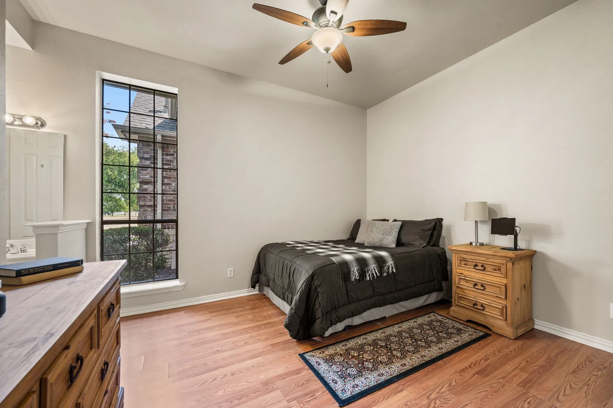 Single Family Residence For Sale in Tarrant County , 13425 Willow Creek Drive, Haslet, Texas 76052, 4 Bedroom, 5 Bathroom, 3 Garage spaces, 3,645 Sqft, built in 2002, mls#21341639, Real Estate Agent in Haslet, Homes For Sale in Tarrant county, Homes For Sale in Haslet, Realtor in Haslet Texas, Real Estate Brokerage Independent Realty Texas, Luminita Cordes Realtor