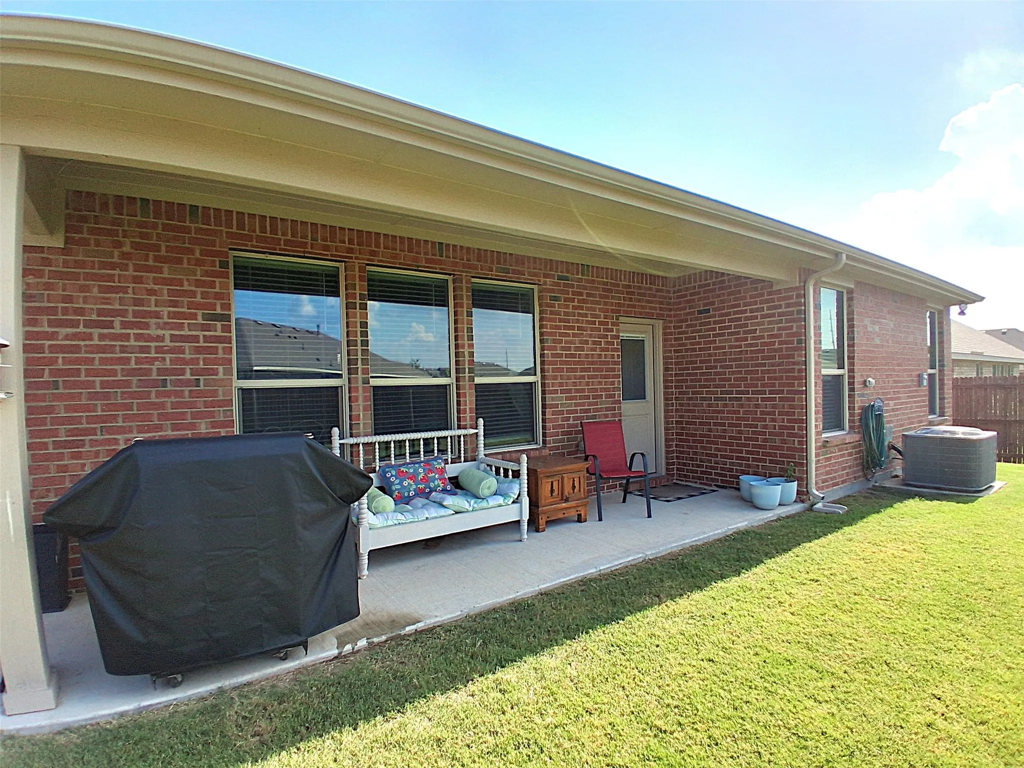 Single Family Residence For Rent in Ellis County , 309 Clayton Street, Glenn Heights, Texas 75154, 4 Bedroom, 2 Bathroom, 2 Garage spaces, 2,146 Sqft, built in 2022, mls#21349373, Real Estate Agent in Glenn Heights, Homes For Rent in Ellis county, Homes For Rent in Glenn Heights, Realtor in Glenn Heights Texas, Real Estate Brokerage Independent Realty Texas, Luminita Cordes Realtor
