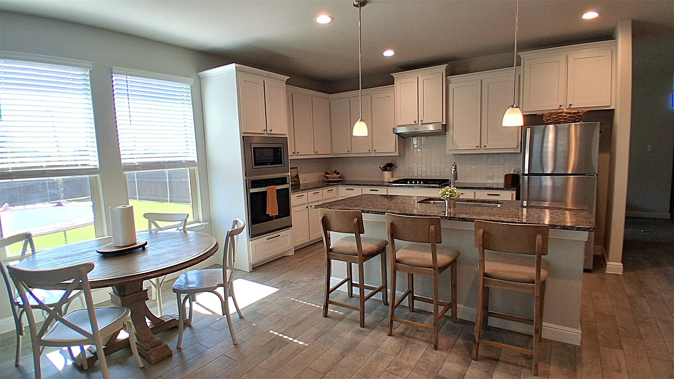 Single Family Residence For Rent in Ellis County , 309 Clayton Street, Glenn Heights, Texas 75154, 4 Bedroom, 2 Bathroom, 2 Garage spaces, 2,146 Sqft, built in 2022, mls#21349373, Real Estate Agent in Glenn Heights, Homes For Rent in Ellis county, Homes For Rent in Glenn Heights, Realtor in Glenn Heights Texas, Real Estate Brokerage Independent Realty Texas, Luminita Cordes Realtor