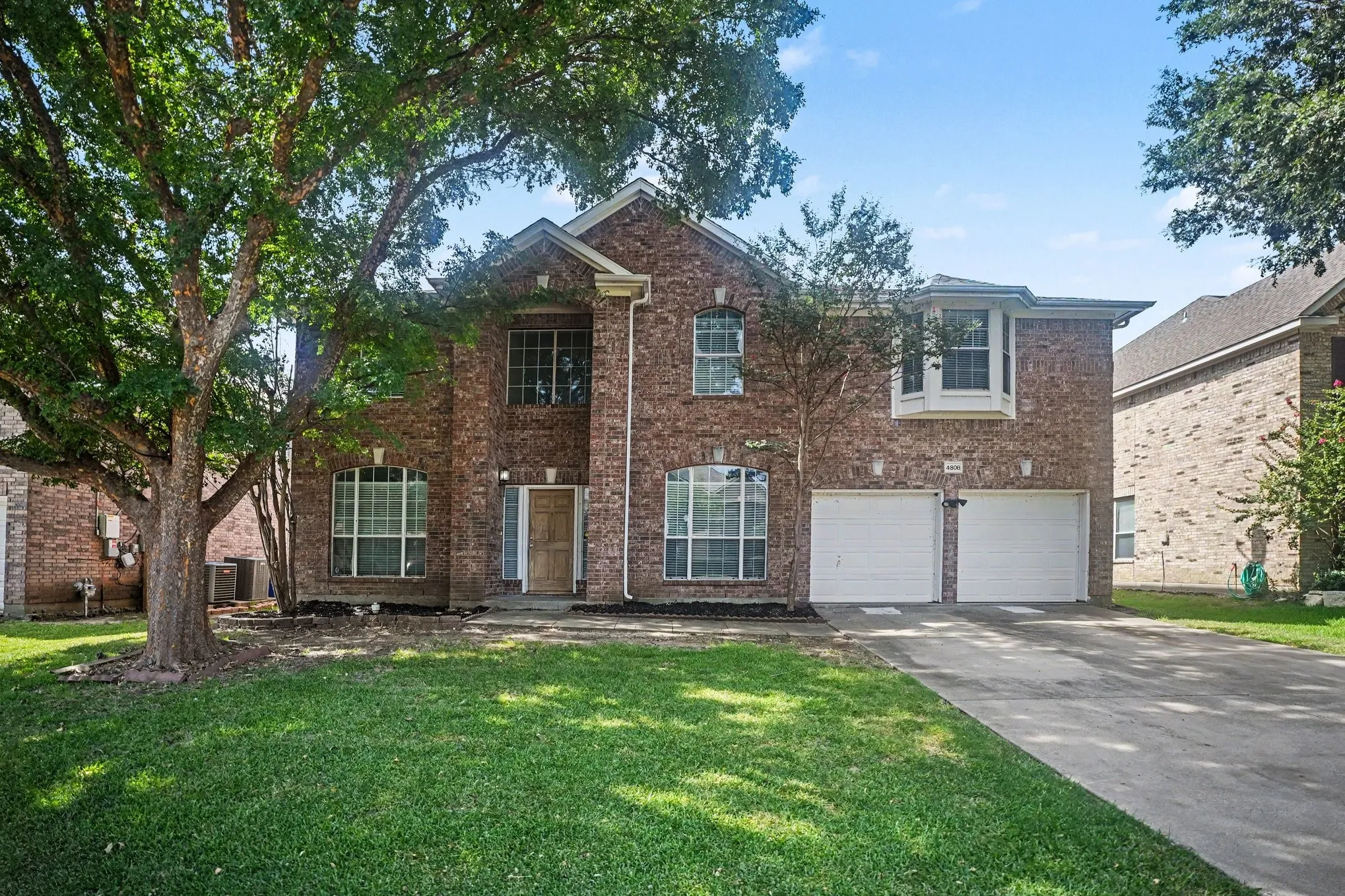 Single Family Residence For Sale in Tarrant County , 4808 Winterview Drive, Mansfield, Texas 76063, 5 Bedroom, 4 Bathroom, 2 Garage spaces, 4,427 Sqft, built in 2002, mls#21344278, Real Estate Agent in Mansfield, Homes For Sale in Tarrant county, Homes For Sale in Mansfield, Realtor in Mansfield Texas, Real Estate Brokerage Independent Realty Texas, Luminita Cordes Realtor