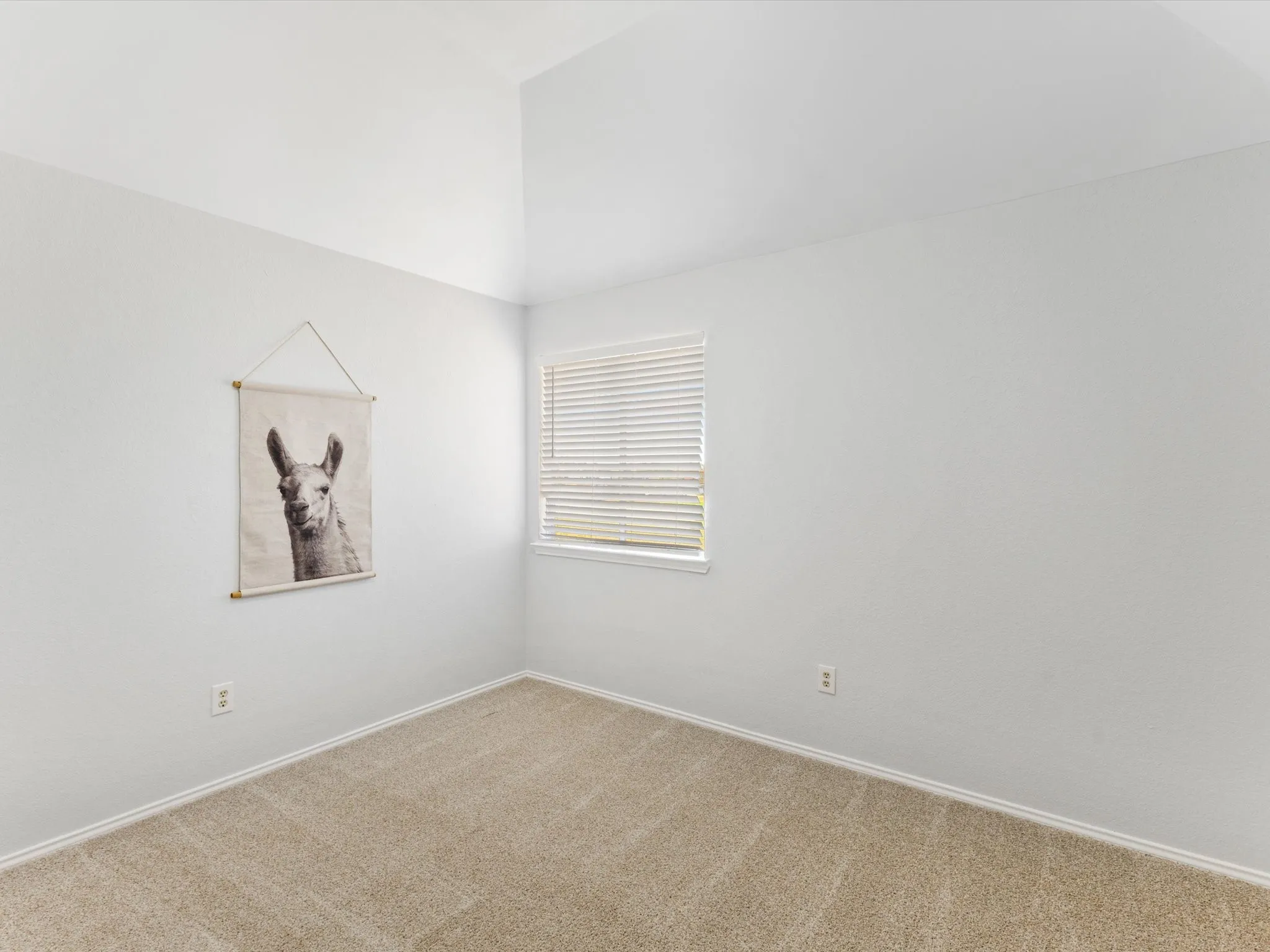 Single Family Residence For Sale in Dallas County , 2409 Baretta Drive, Mesquite, Texas 75181, 4 Bedroom, 3 Bathroom, 2 Garage spaces, 1,570 Sqft, built in 1990, mls#21349166, Real Estate Agent in Mesquite, Homes For Sale in Dallas county, Homes For Sale in Mesquite, Realtor in Mesquite Texas, Real Estate Brokerage Independent Realty Texas, Luminita Cordes Realtor