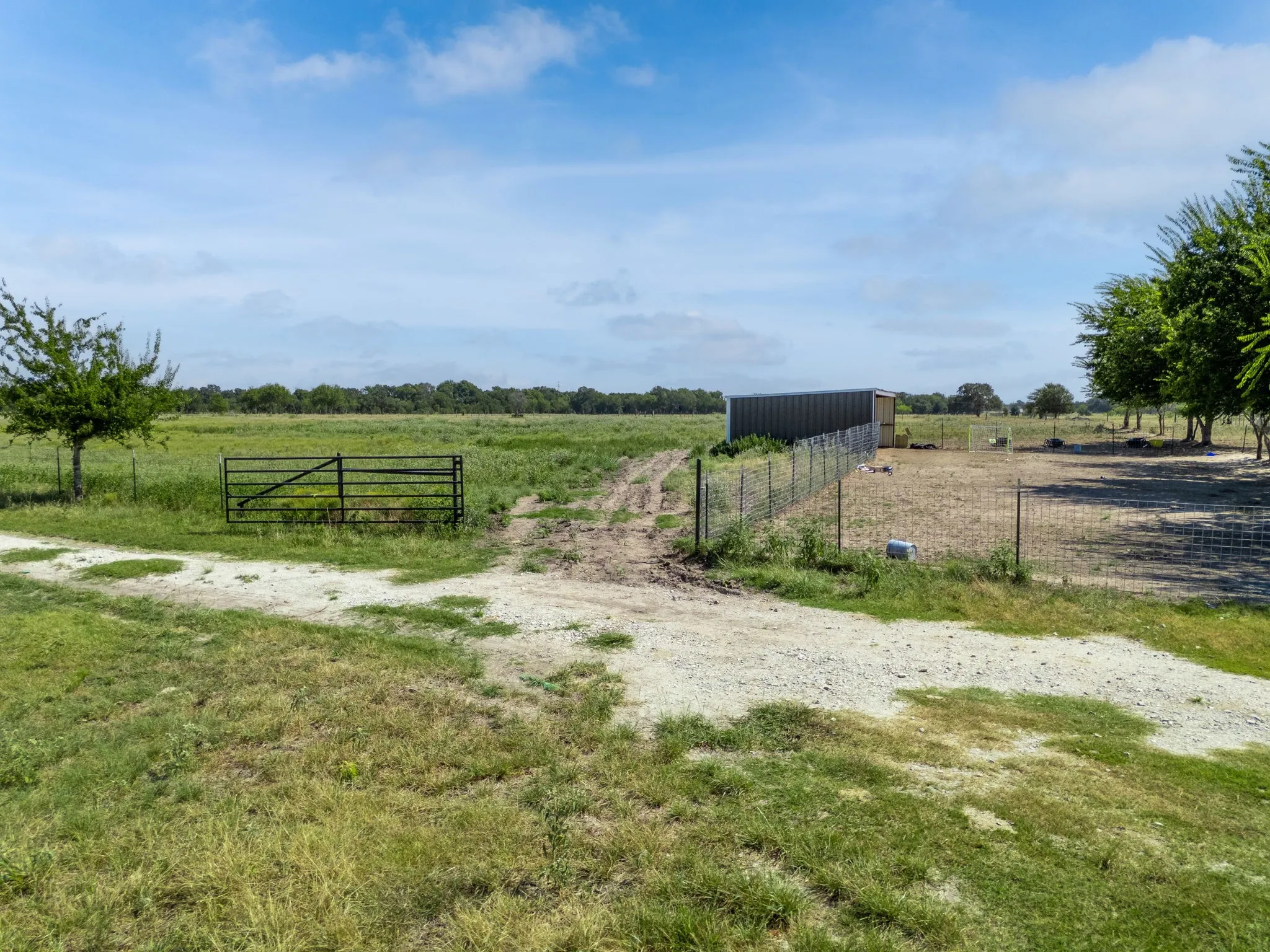 Improved Land For Sale in Falls County , TBD CR 217, Reagan, Texas 76680, 0, 0, Garage spaces, 0 Sqft, built in 0, Price $299,500, mls#21348571, Real Estate Agent in Reagan, Homes For Sale in Falls county, Homes For Sale in Reagan, Realtor in Reagan Texas, Real Estate Brokerage Independent Realty Texas, Luminita Cordes Realtor