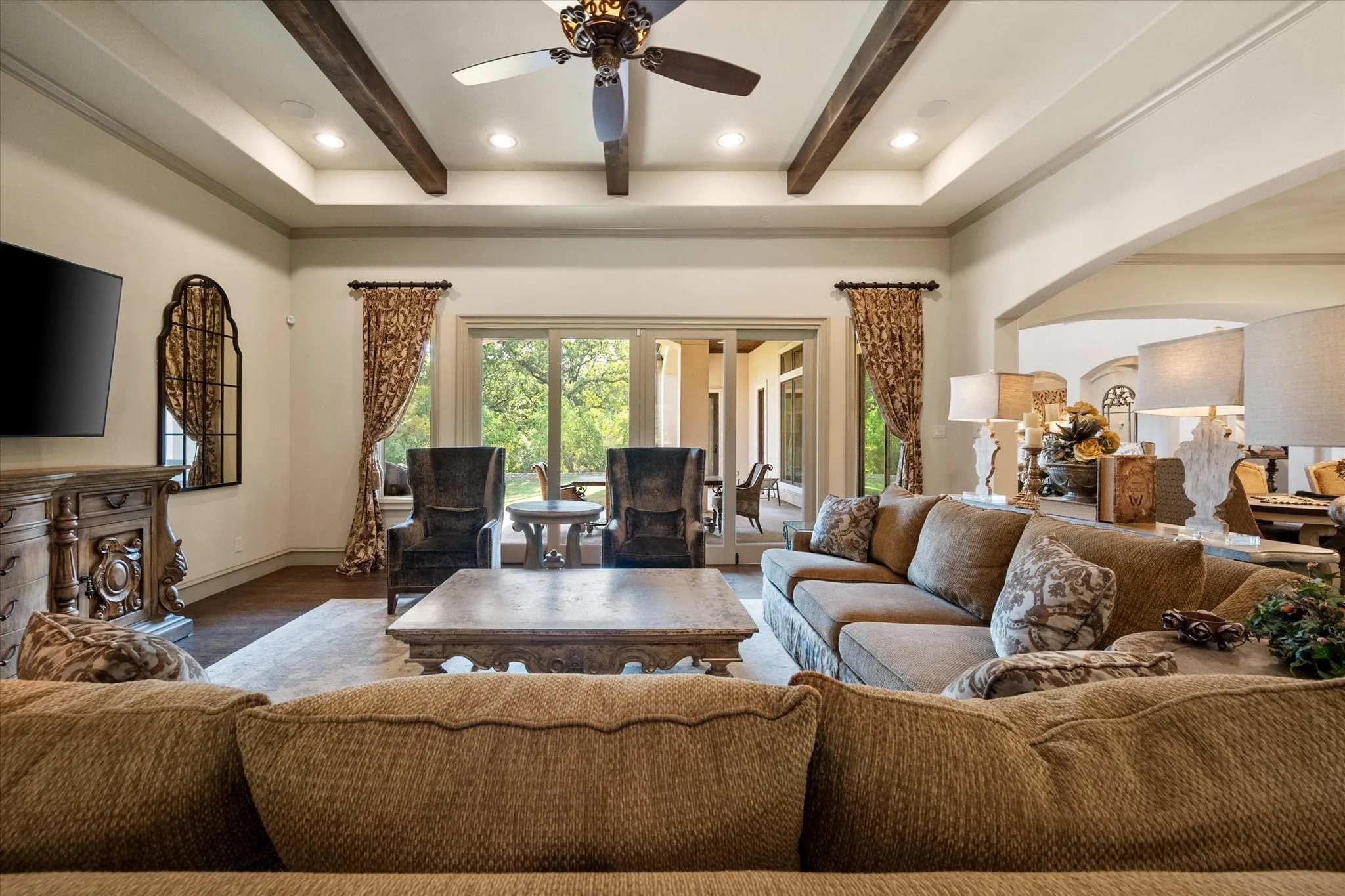 Single Family Residence For Sale in Tarrant County , 7947 Chartwell Lane, Fort Worth, Texas 76120, 5 Bedroom, 7 Bathroom, 3 Garage spaces, 5,832 Sqft, built in 2017, Price $1,795,000, mls#21349309, Real Estate Agent in Fort Worth, Homes For Sale in Tarrant county, Homes For Sale in Fort Worth, Realtor in Fort Worth Texas, Real Estate Brokerage Independent Realty Texas, Luminita Cordes Realtor